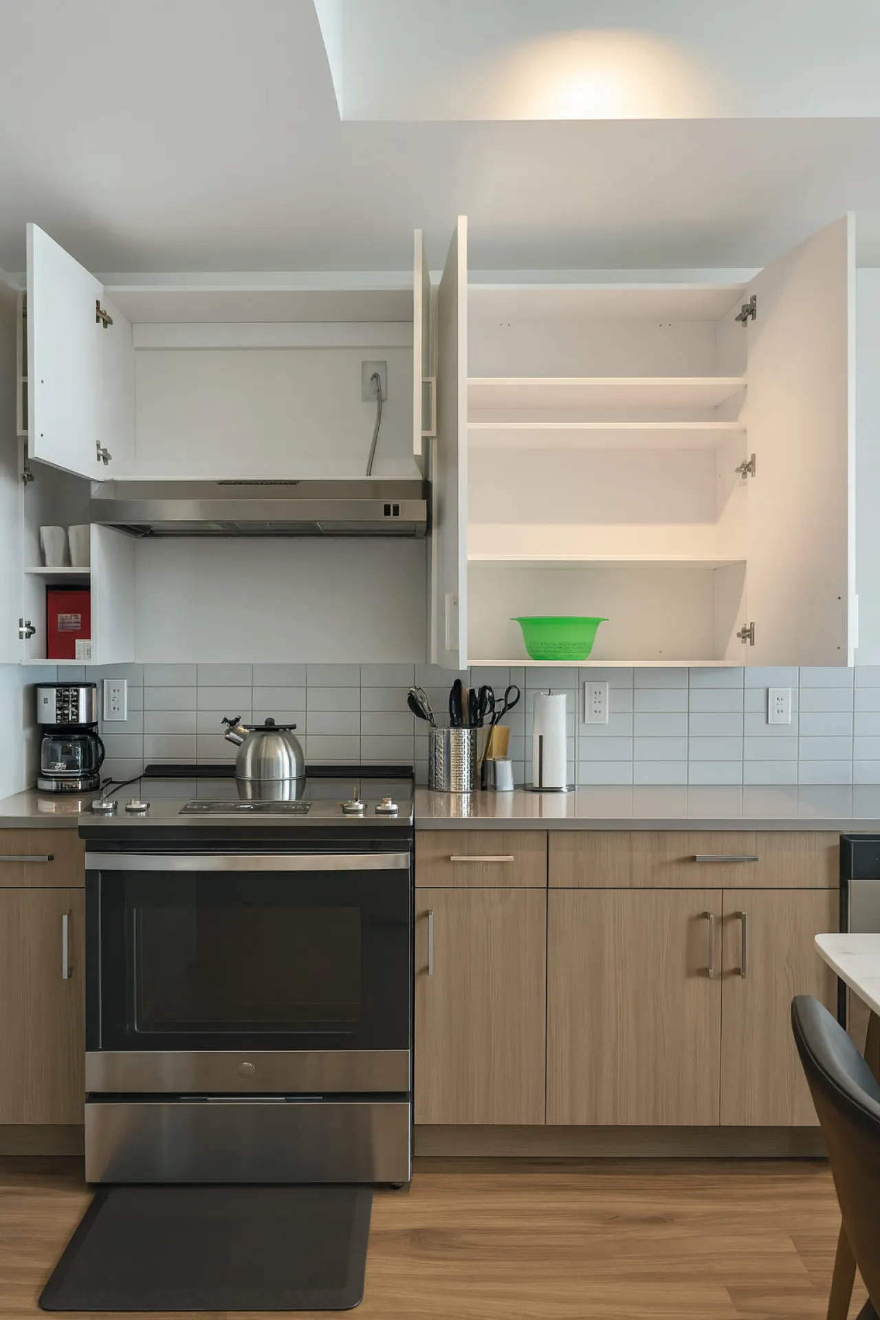 Upscale 2BR Apt Rooftop Deck + Fitness U14 8