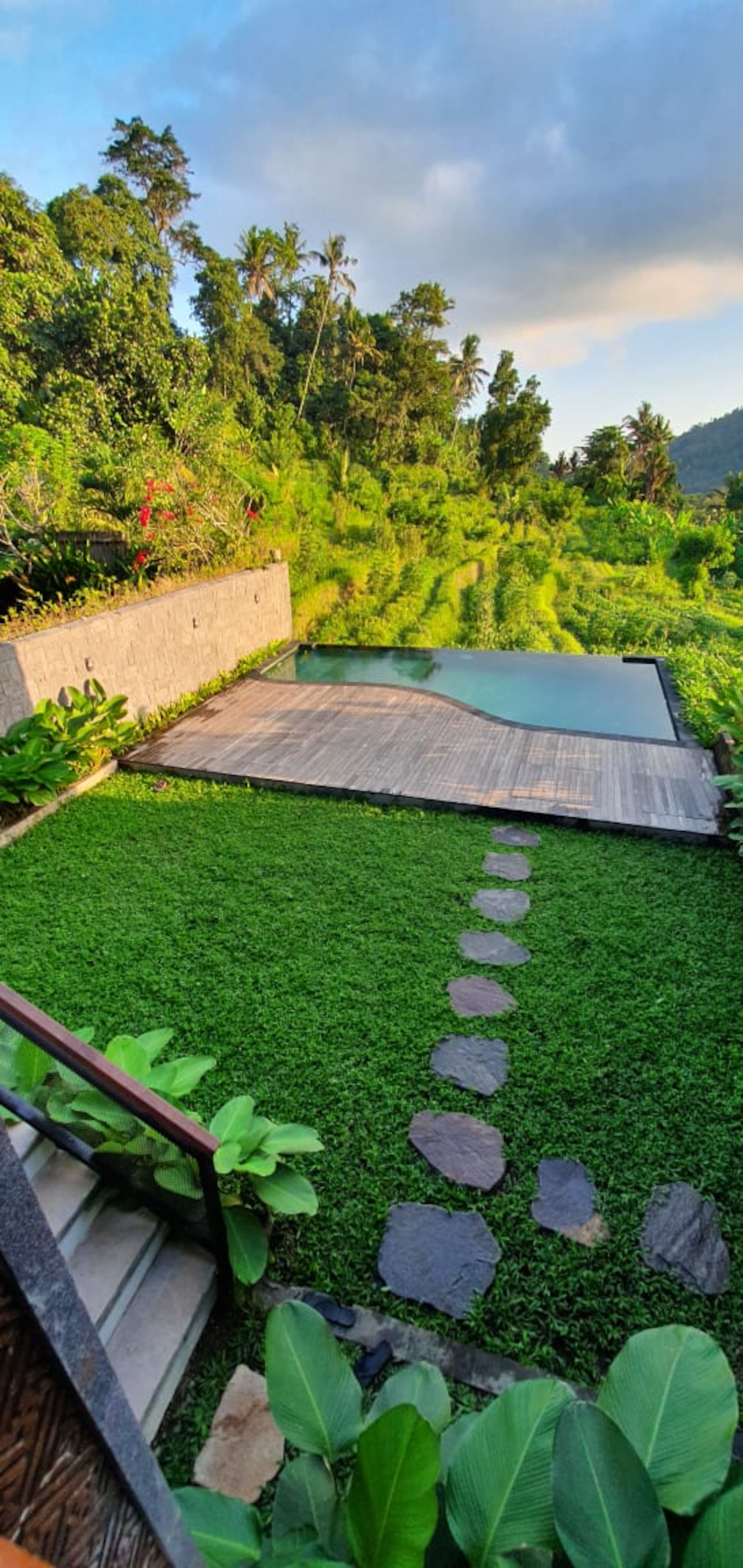 5 Bedroom Nana Villa Ricefield View Sidemen 12