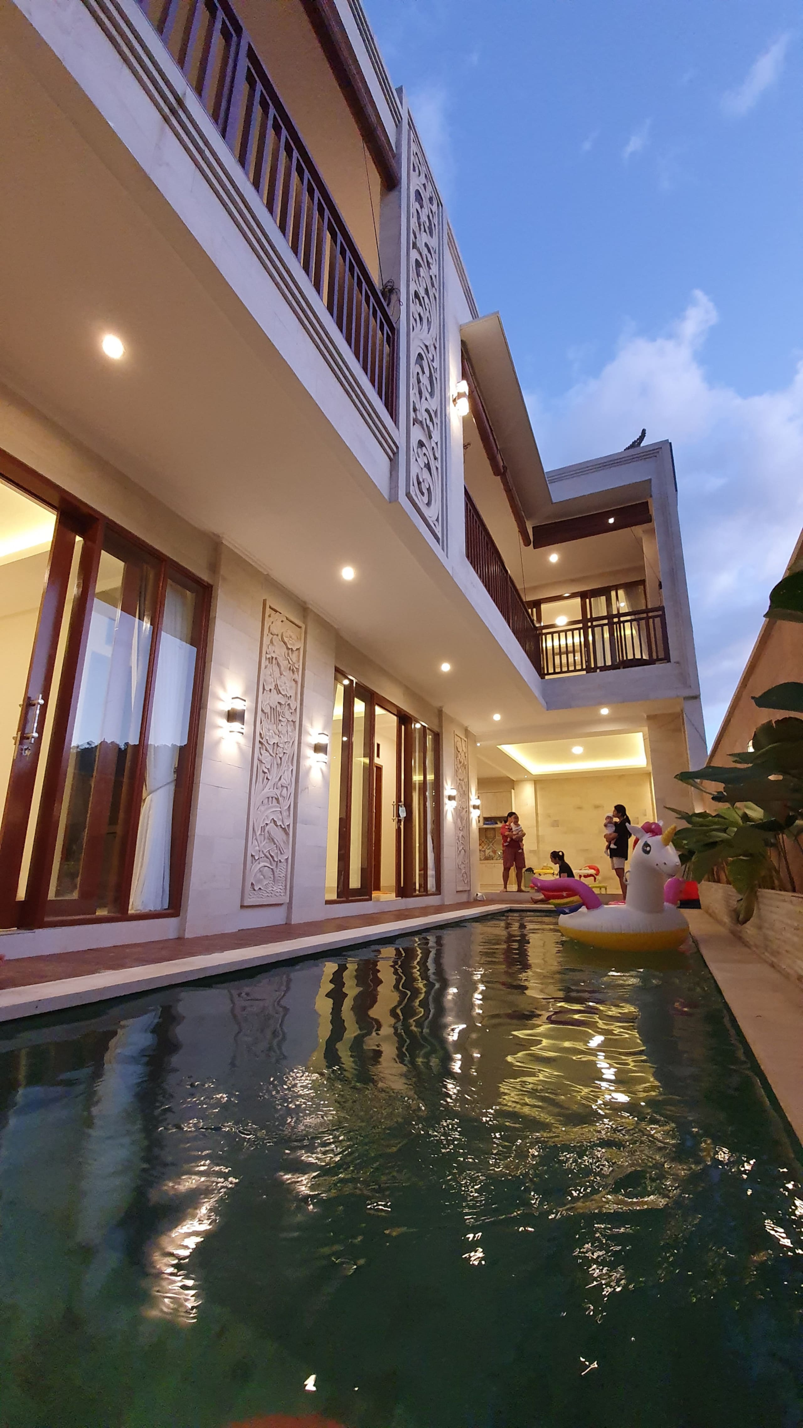 5 Bedroom Nana Villa Ricefield View Sidemen 7