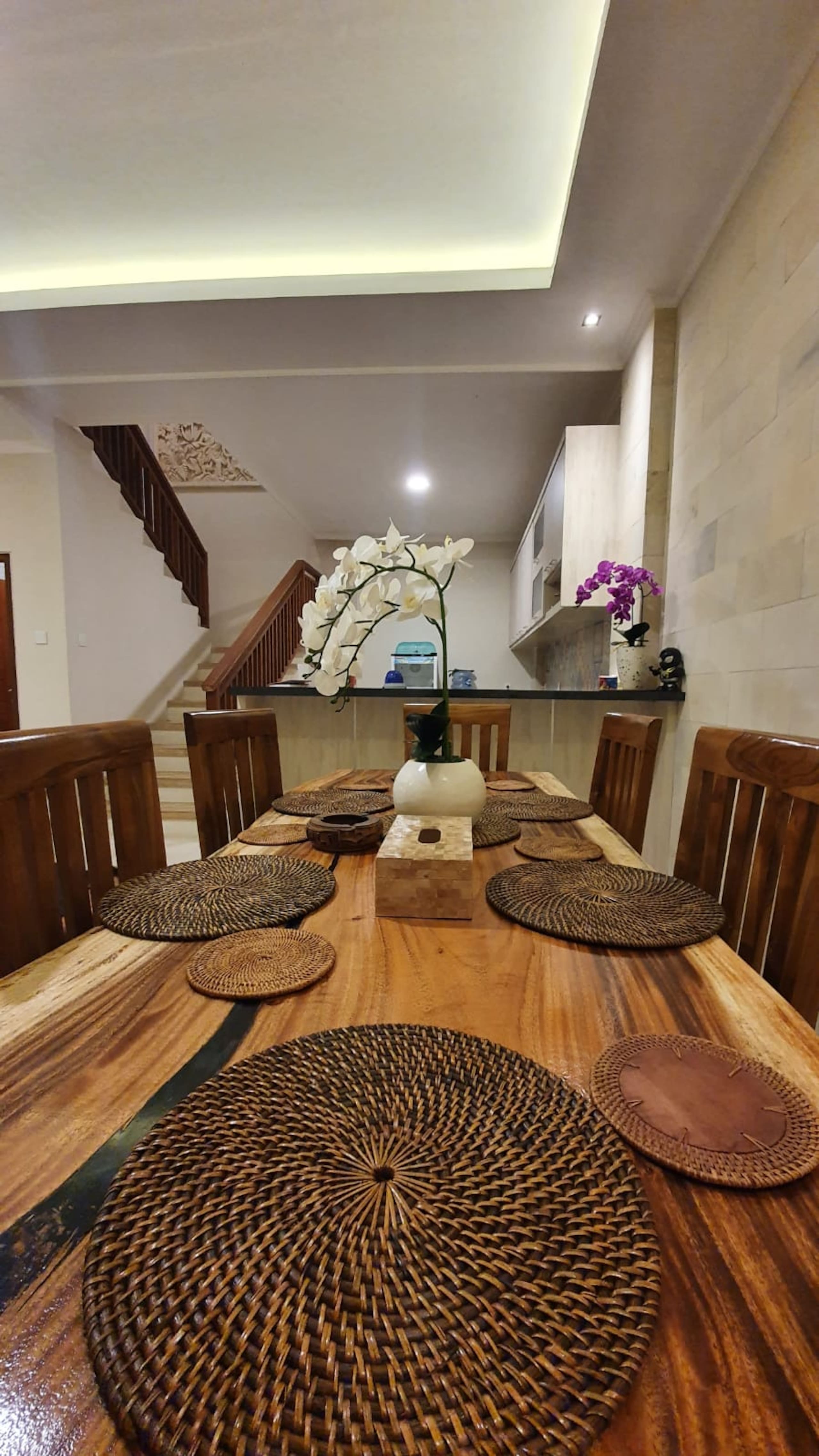 5 Bedroom Nana Villa Ricefield View Sidemen 27