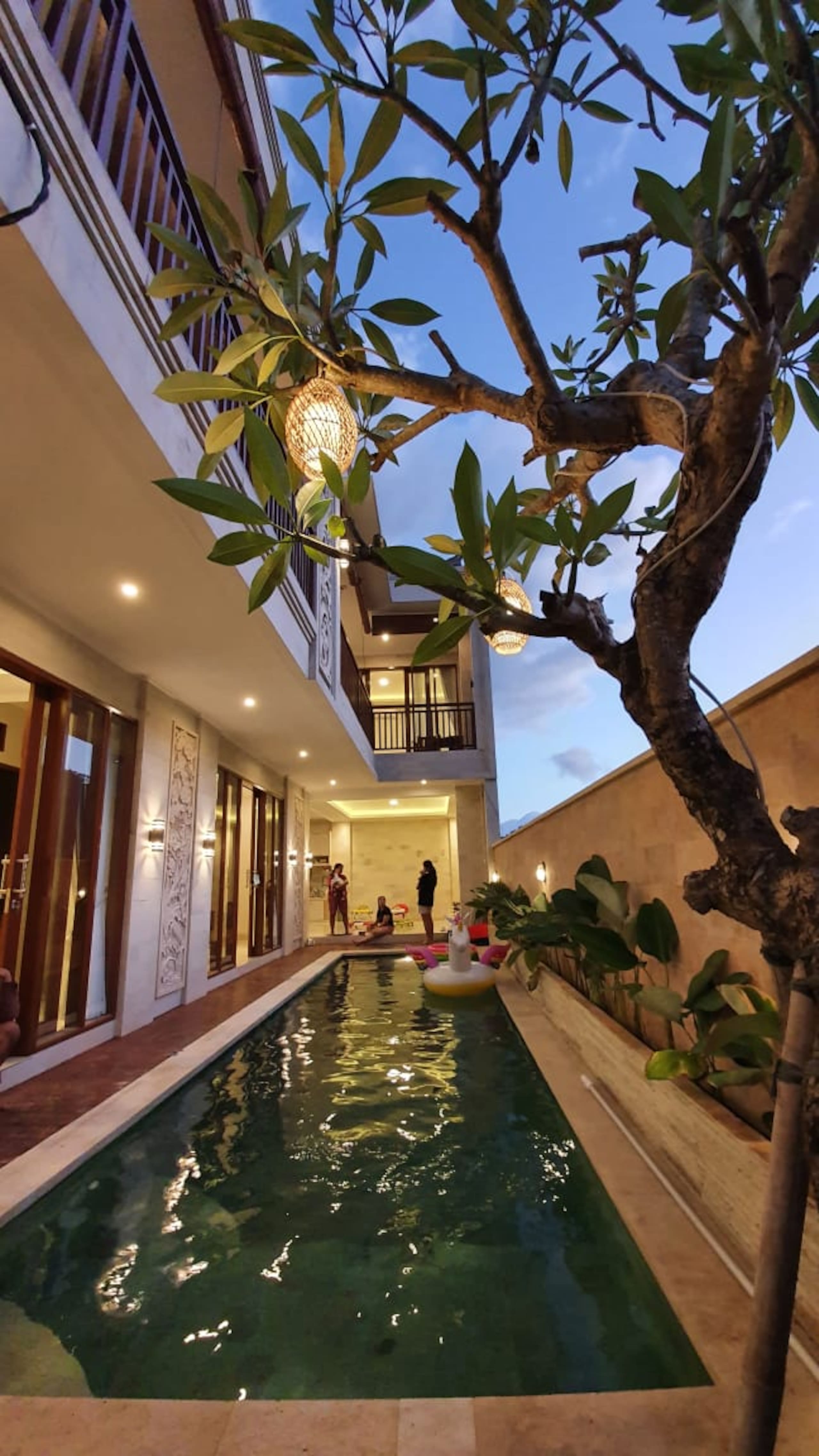5 Bedroom Nana Villa Ricefield View Sidemen 30