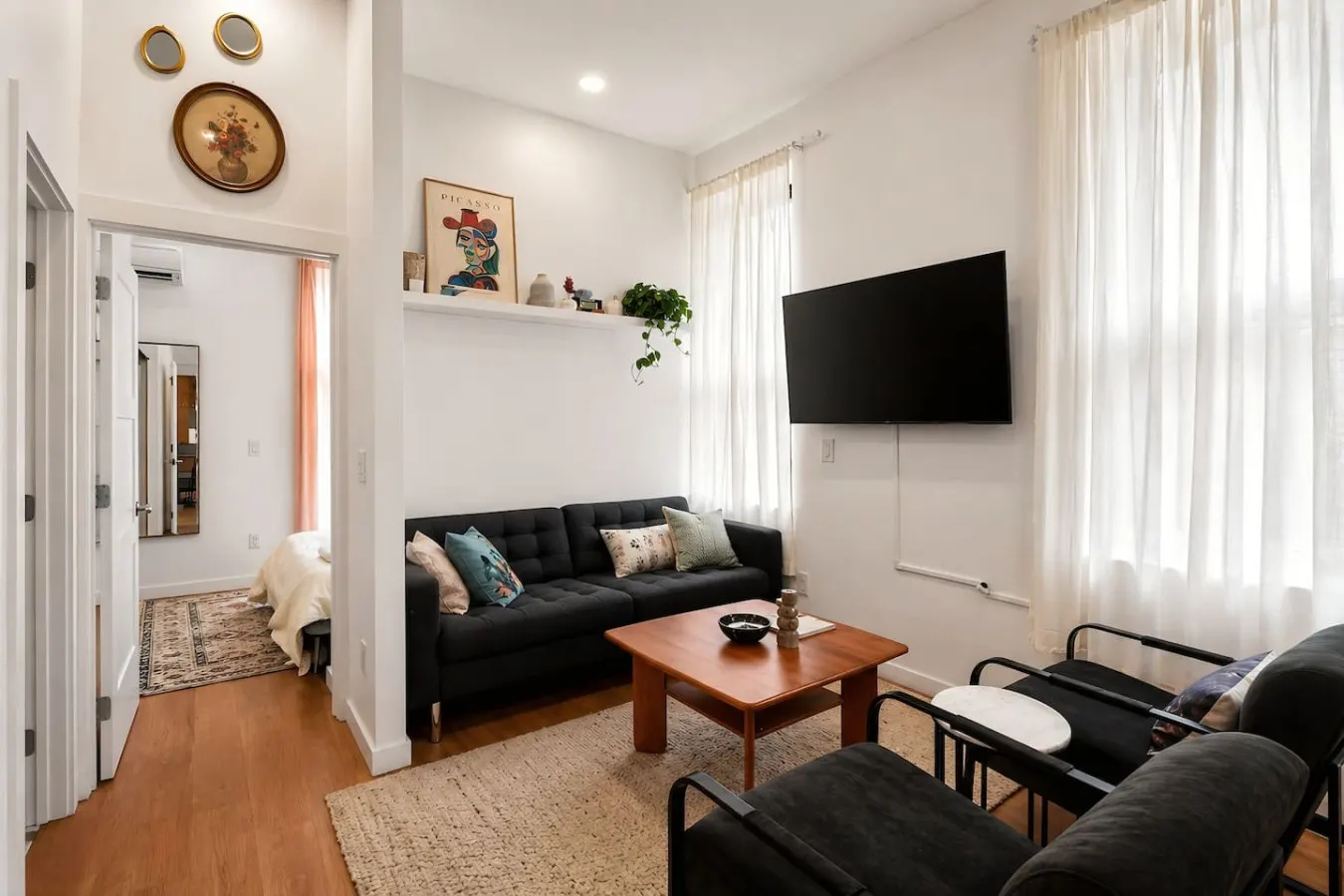 Washington Park 1BR w Parking - Walk Everywhere 17