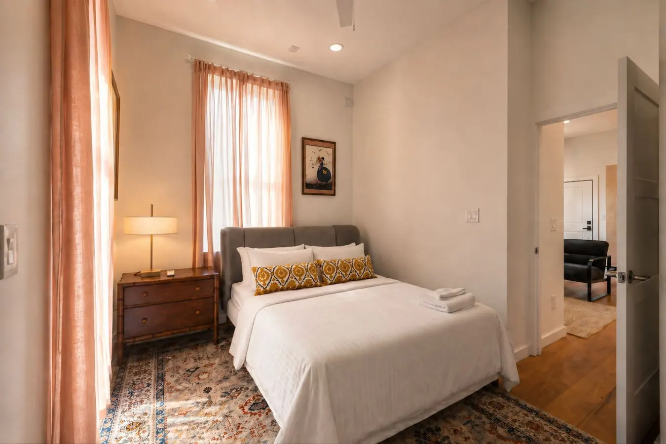 Washington Park 1BR w Parking - Walk Everywhere 3