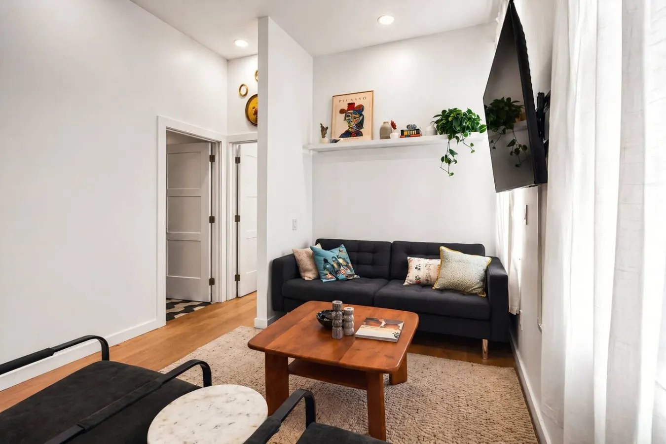 Washington Park 1BR w Parking - Walk Everywhere 6