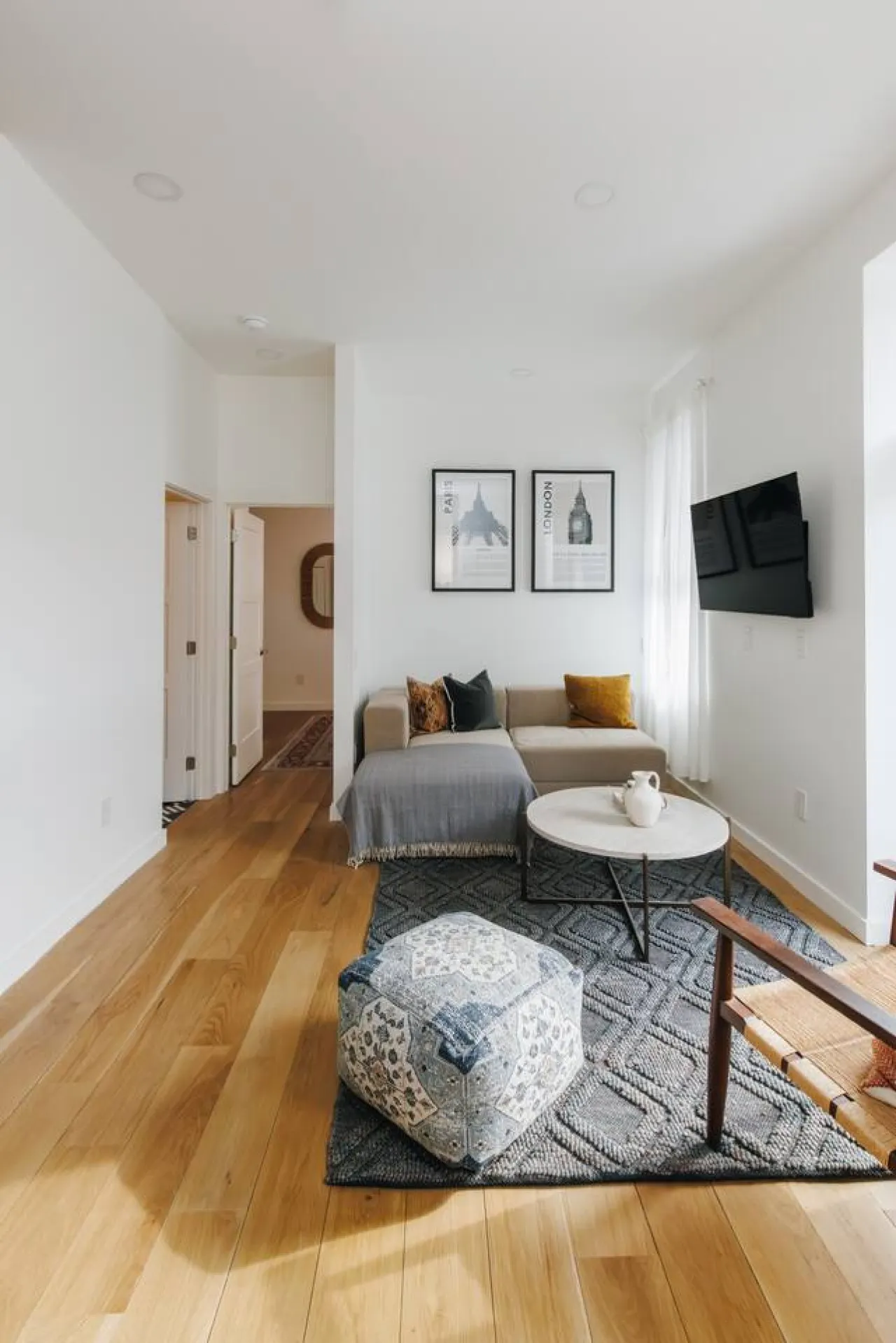 European Style Luxe 1BD, Walk to All OTR 5