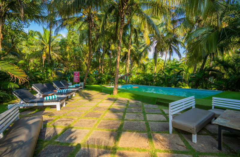 Green Bay Beach & Bed Goa (Beach 150 Meters away) 11