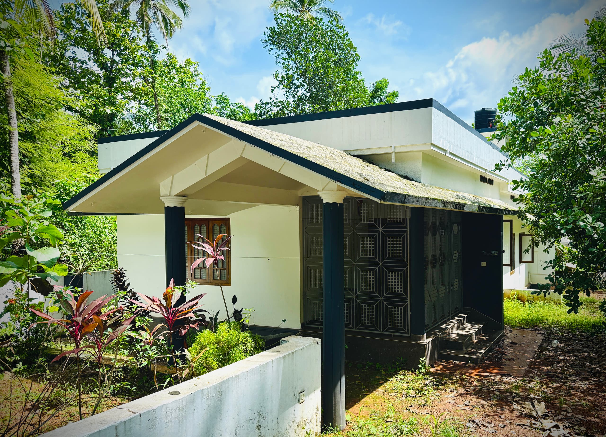 Aura By House of Sia - Pvt Space