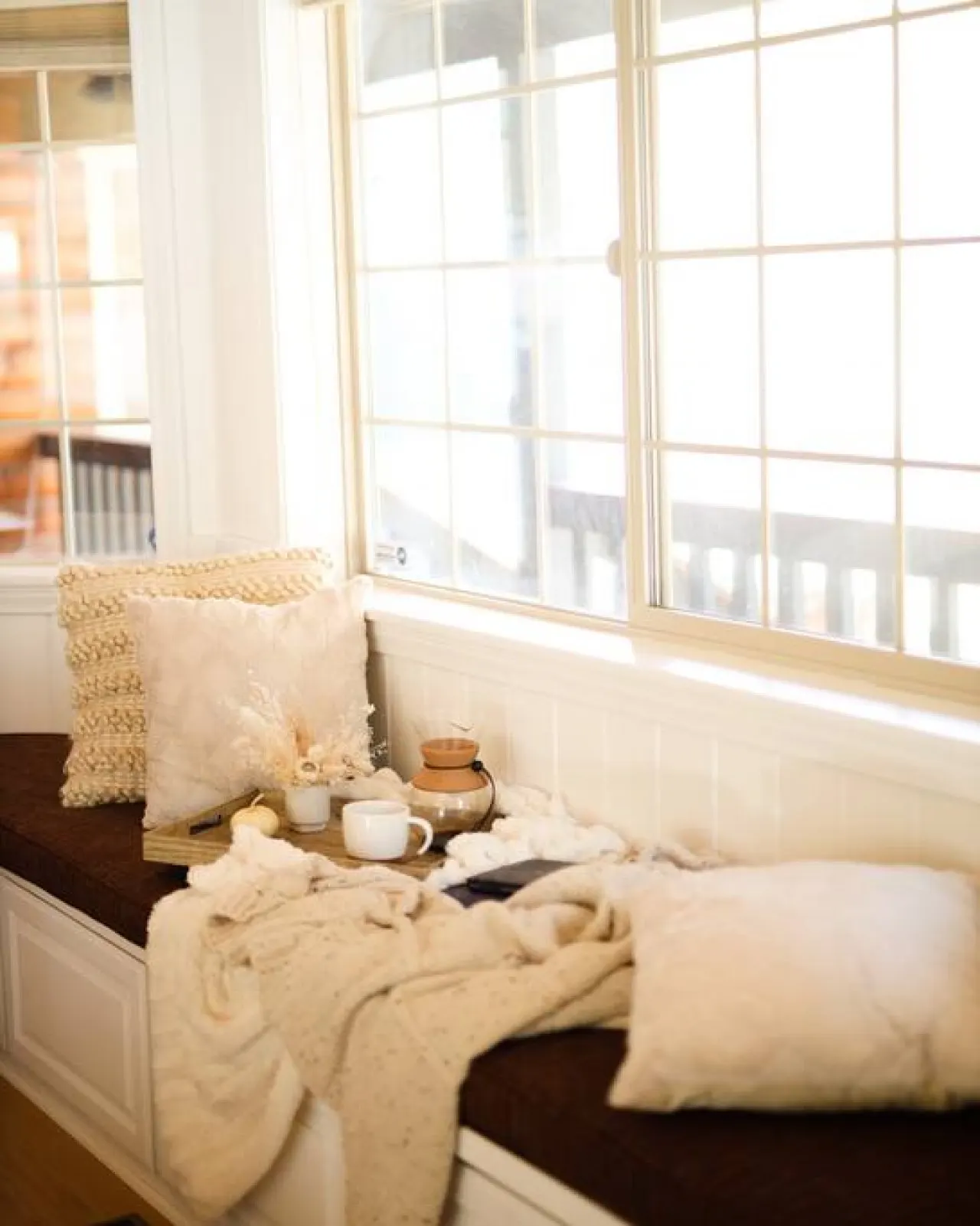 NAMU CABIN Modern Chic Design Spa & Gameroom 14