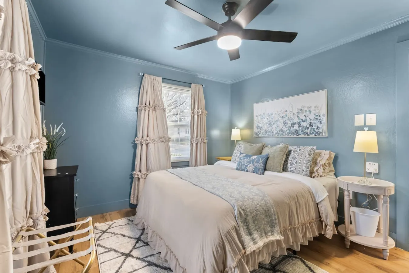 Cozy Cottage 10 Min To Downtown, Near LU & UL 6
