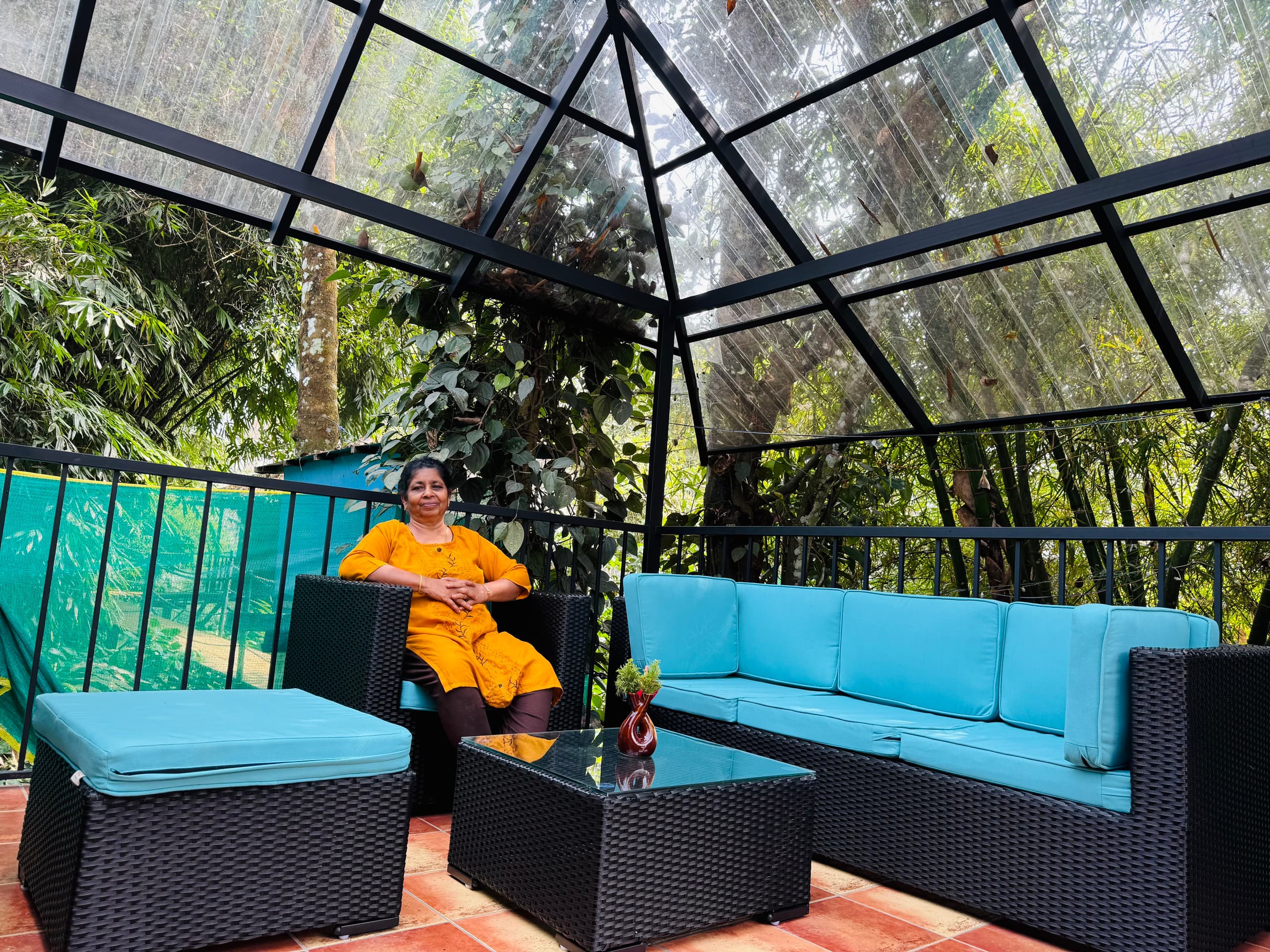 Duplex Riverside Treehouse- RiverTree FarmStay 3