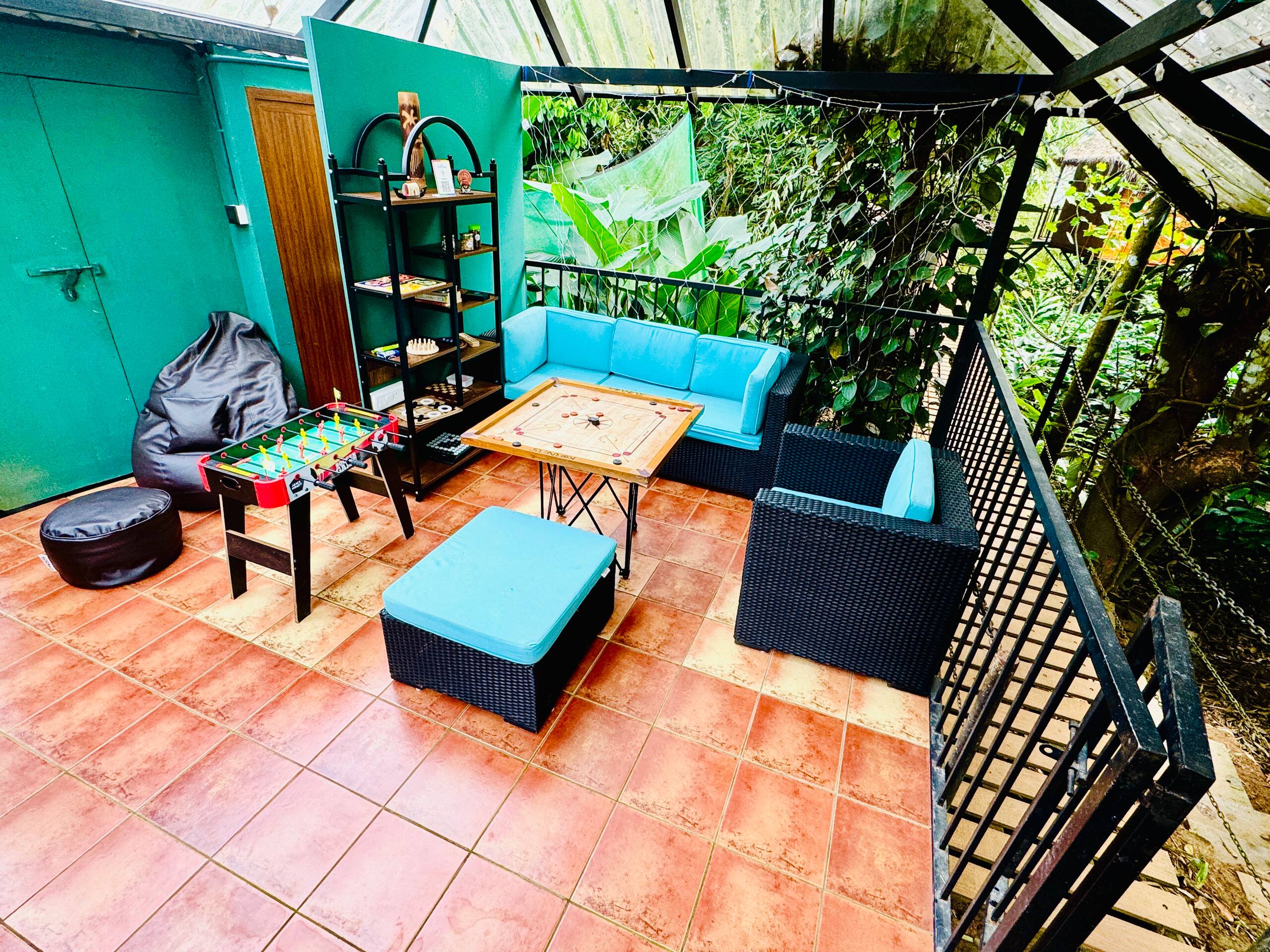 Duplex Riverside Treehouse- RiverTree FarmStay 8