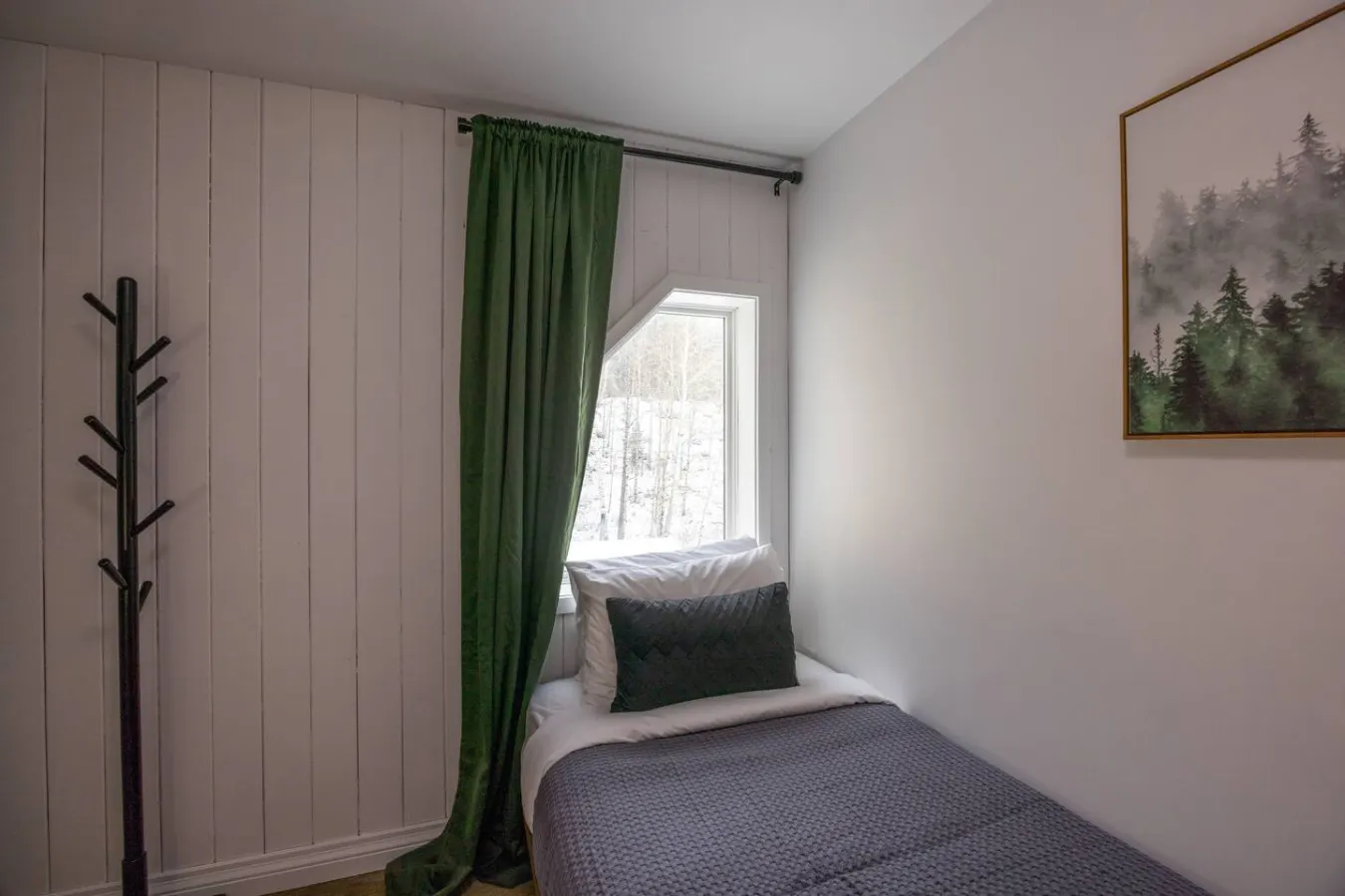 The Gem Stays Private 10-Suite Retreat Sleeps 56 15