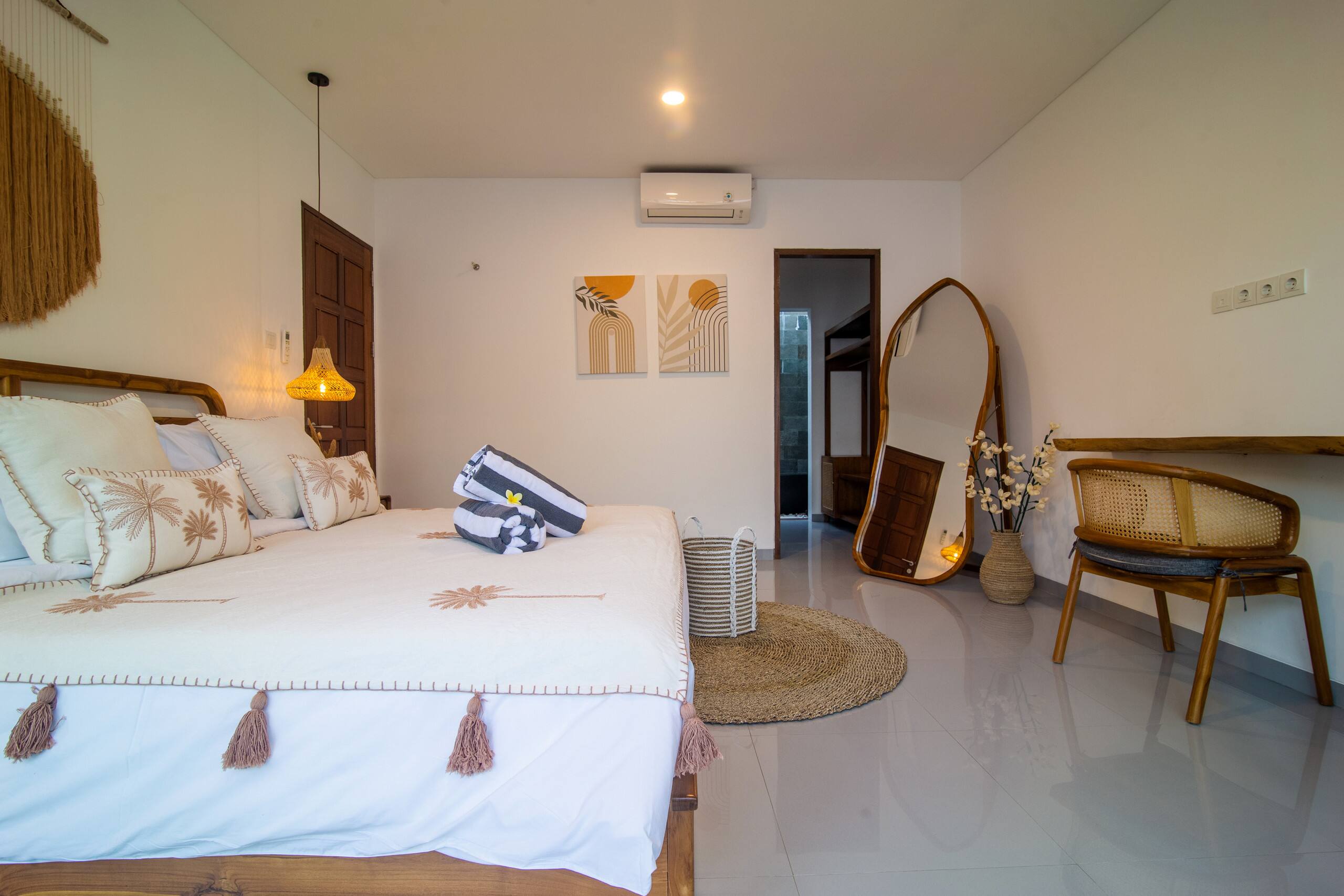 Luxury 3BR Villa | Private Pool | Seminyak 32