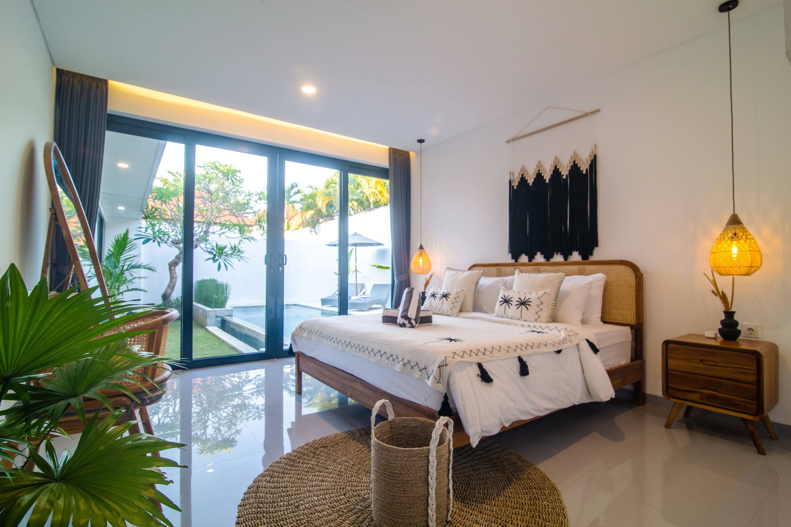 Luxury 3BR Villa | Private Pool | Seminyak 24