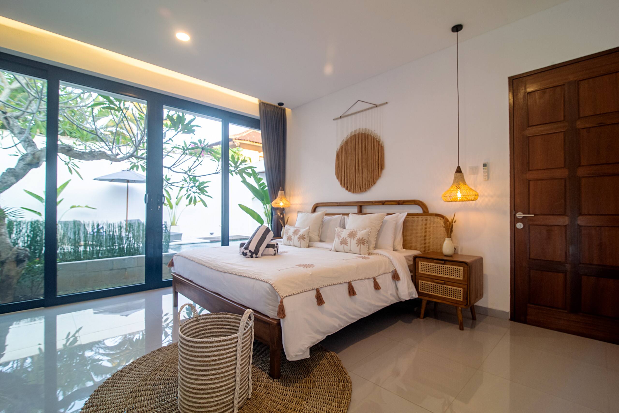 Luxury 3BR Villa | Private Pool | Seminyak 21