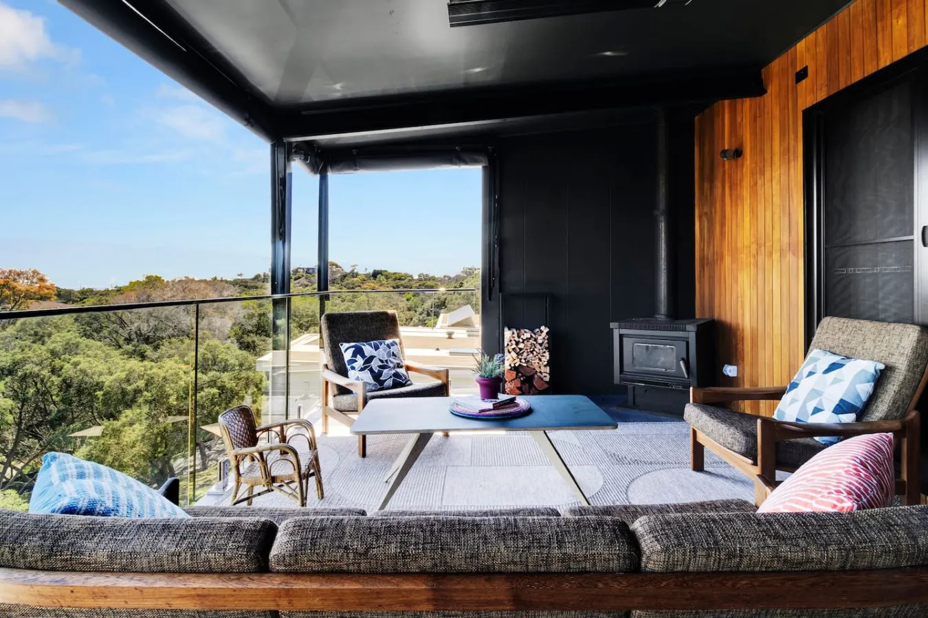 Siesta Fiesta: Mexico-inspired Coastal Escape 15