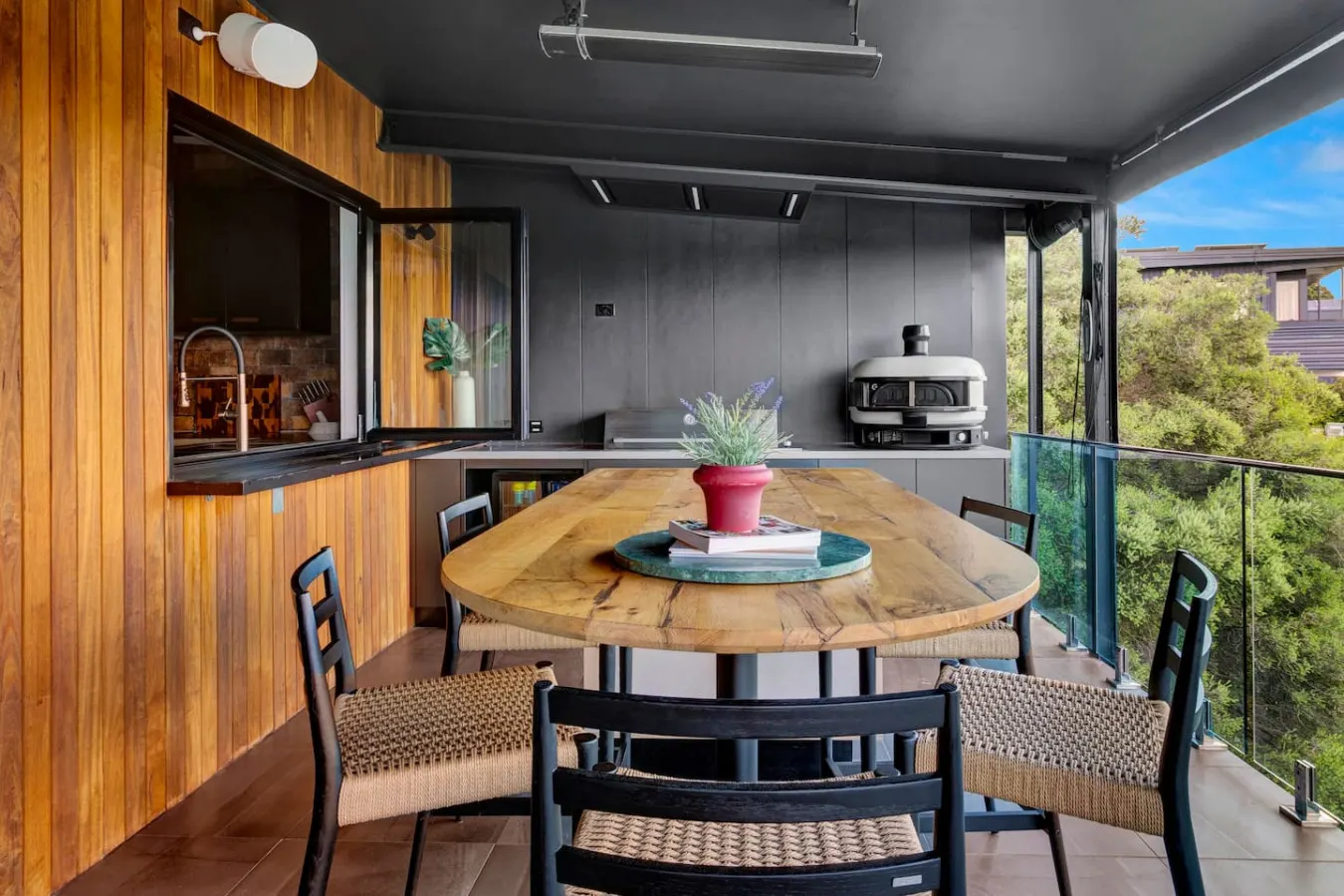 Siesta Fiesta: Mexico-inspired Coastal Escape 5