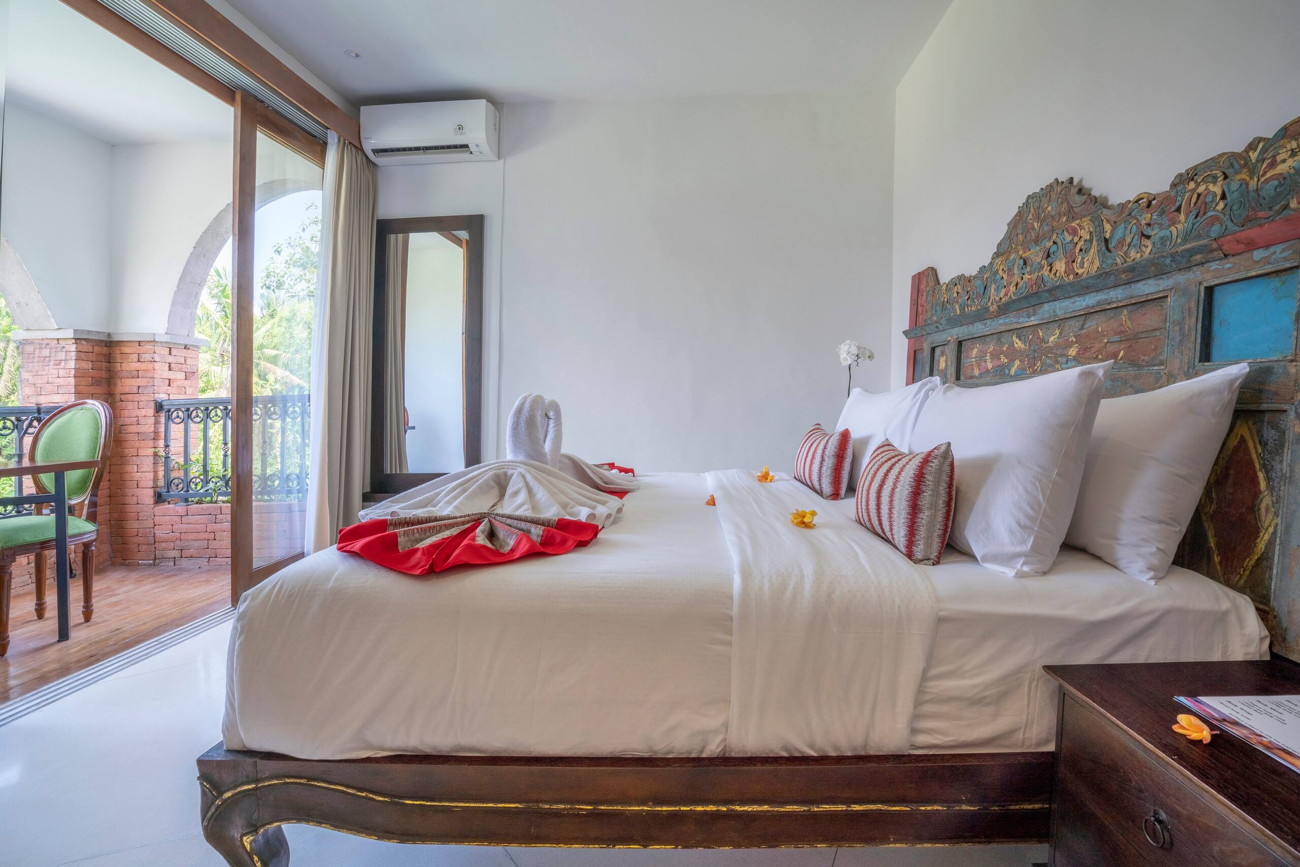 Menzel ubud Deluxe Room 9