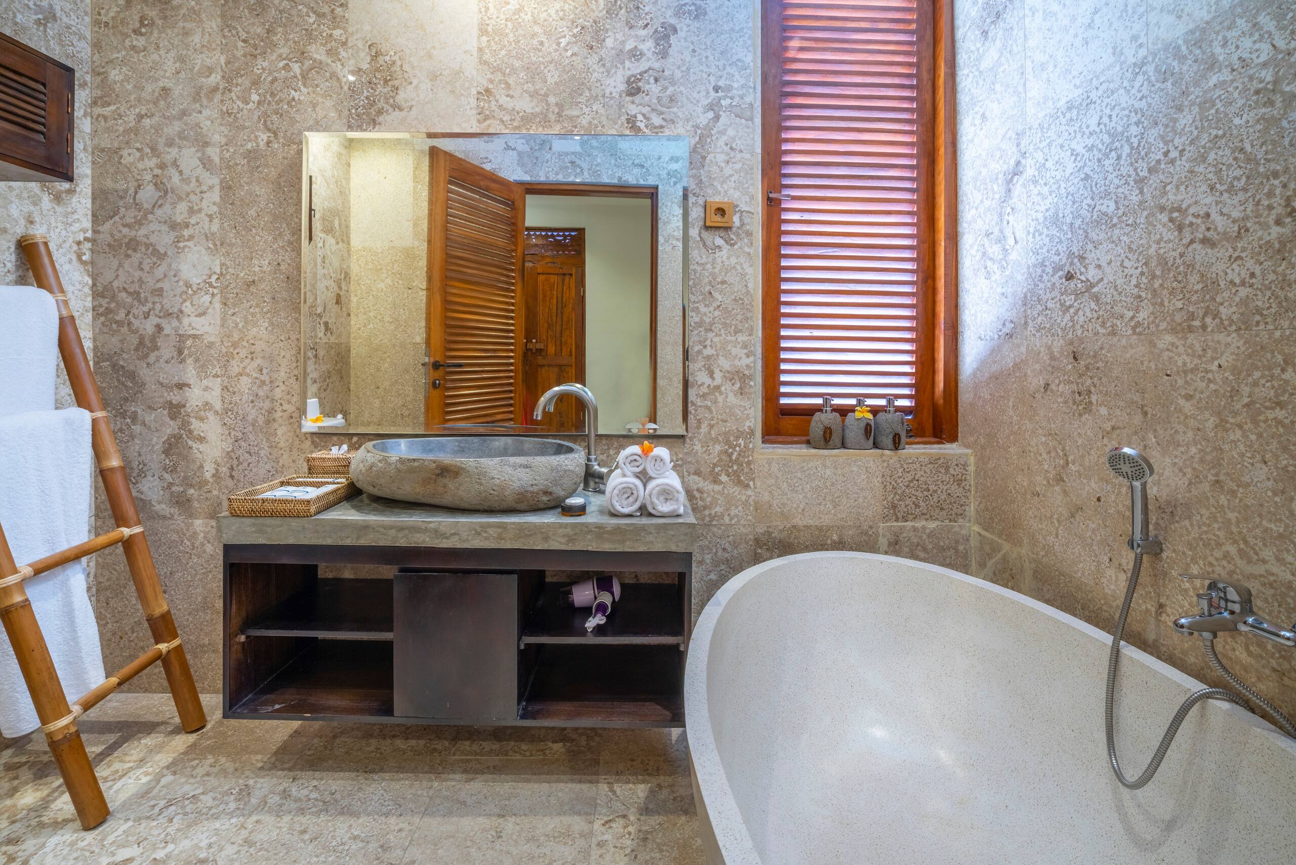 Menzel ubud Deluxe Room 14