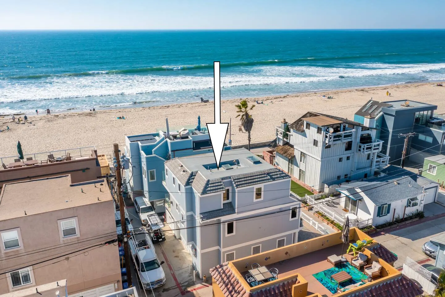 The Mission Beach VIP- 3 Decks, AC, Steps to Sand! — photo 2