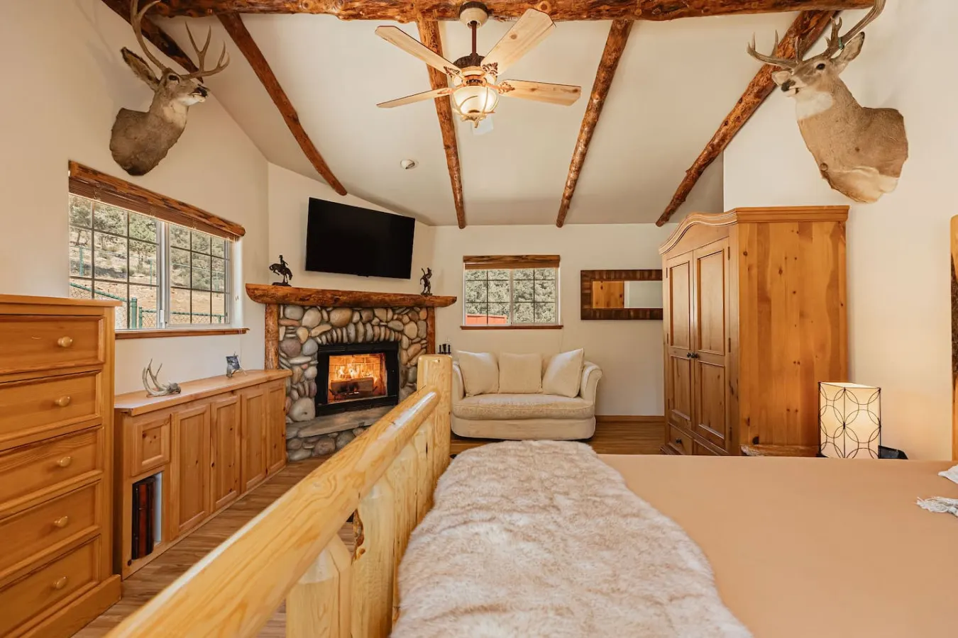 Rancharillo, Hot Tub & Barn Game Loft & Mtn Views 15