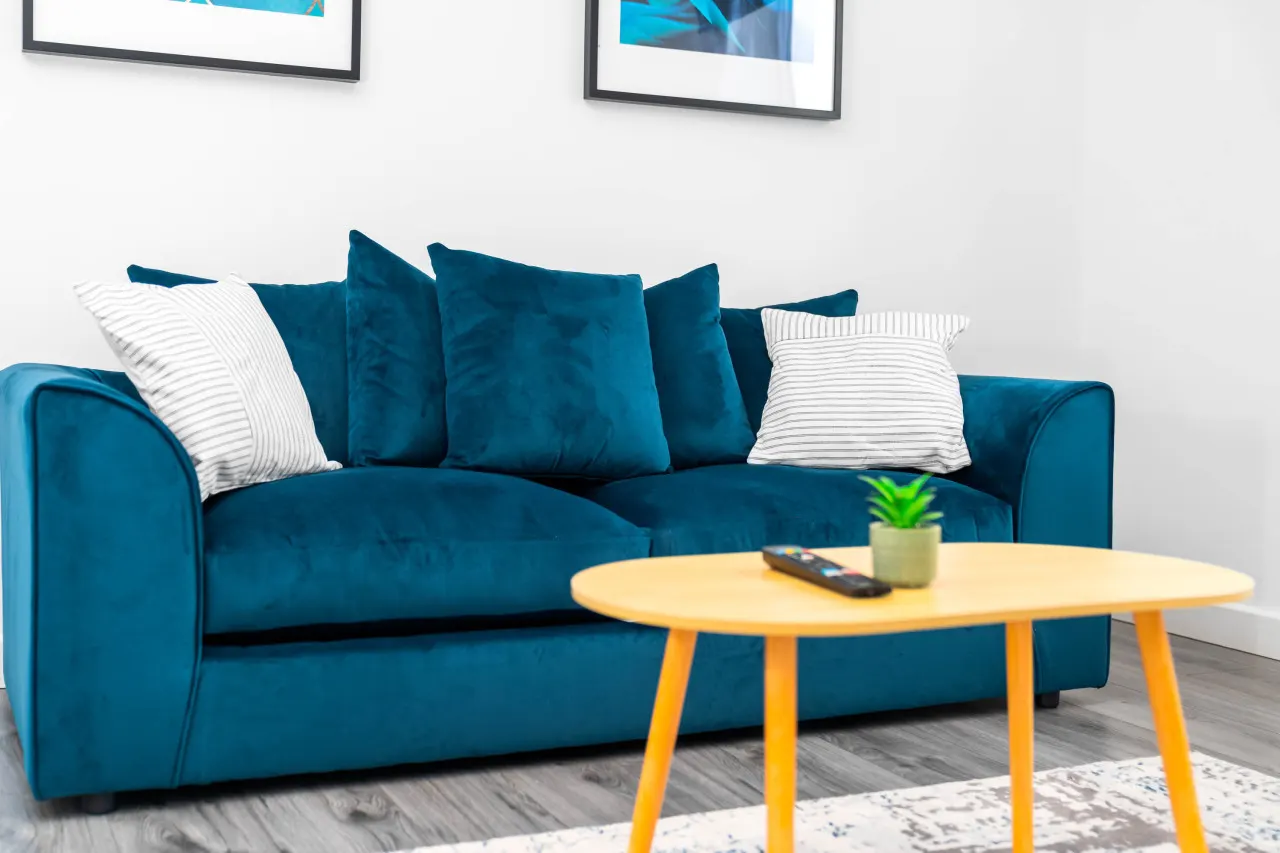 Stylish Apartment - Parking - WiFi - Cradley Heath 10