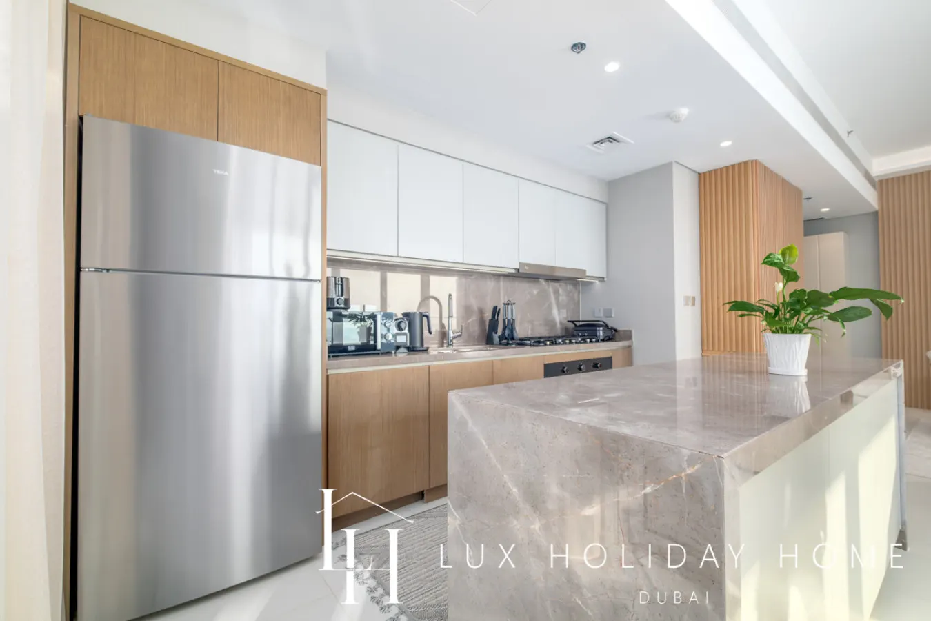 LUX The Atlantis View Luxury Beach Suite 11