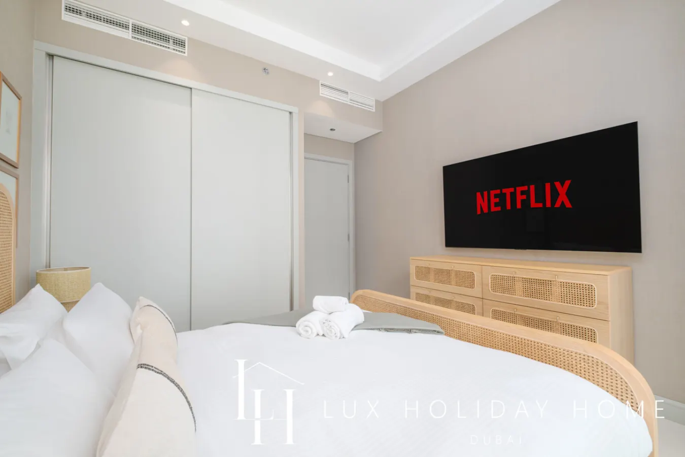 LUX The Atlantis View Luxury Beach Suite 19