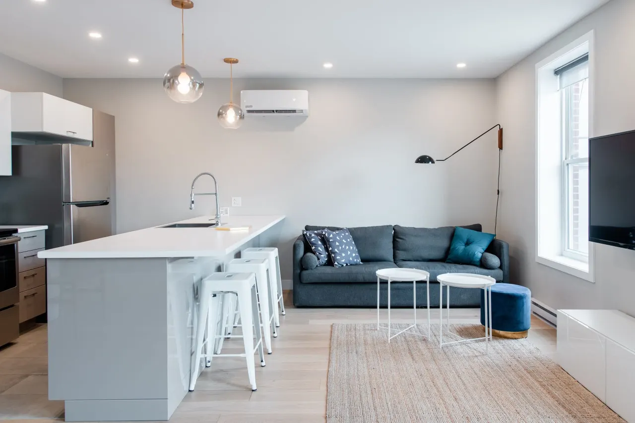 Little Italy - Montreal Contemporary Apartment 4