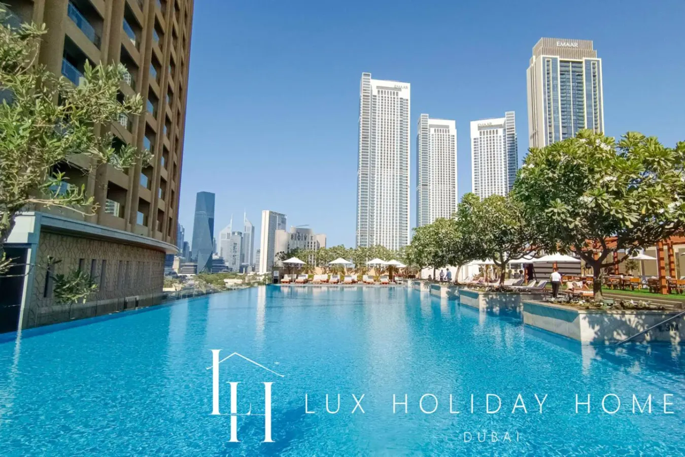 LUX The EMAAR Fashion Avenue Studio 19