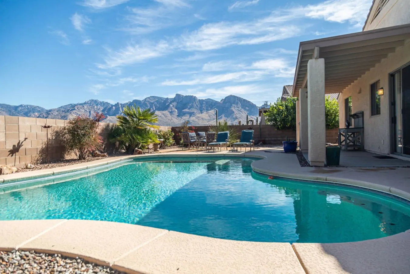Mountain View Beauty with Pool