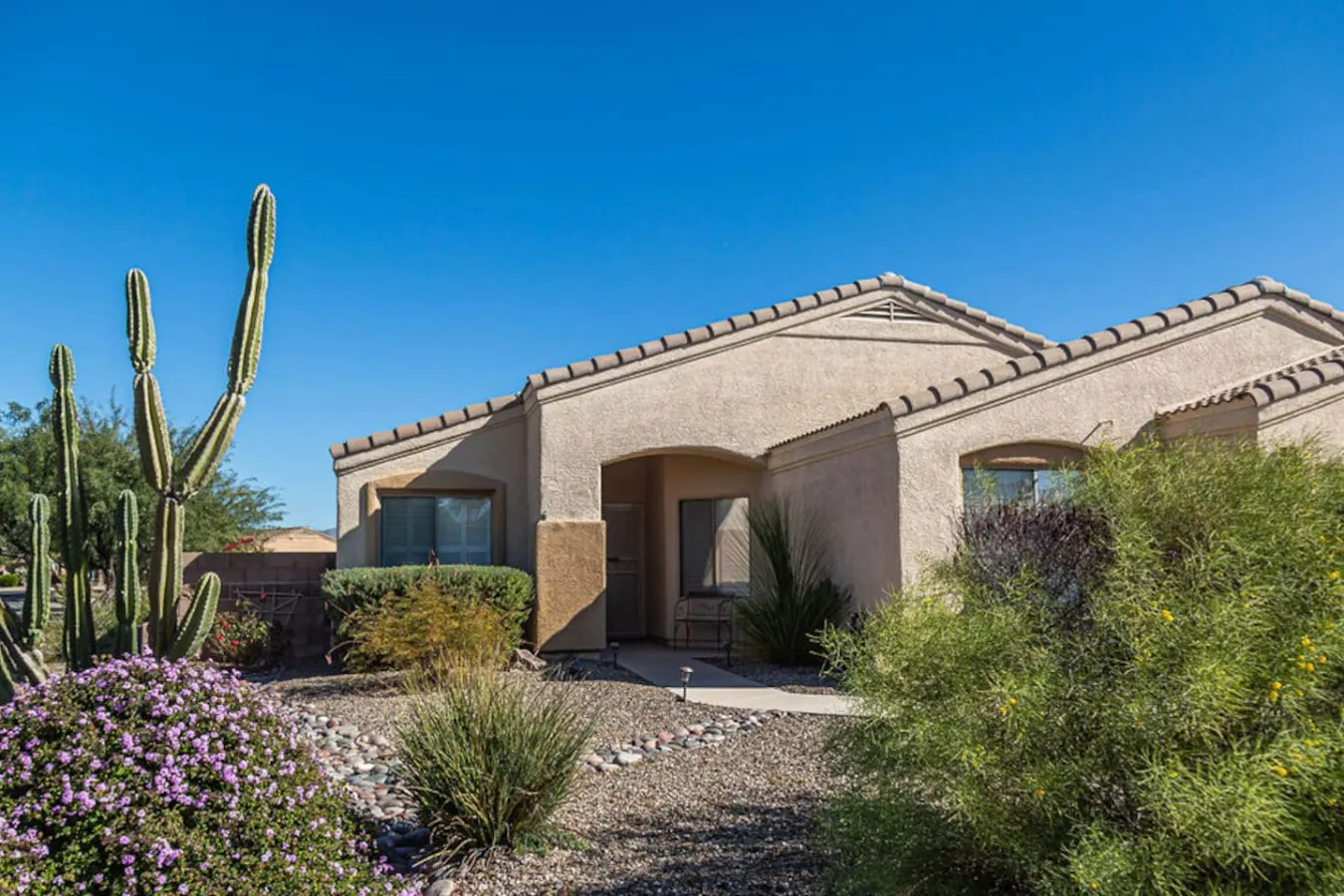 Mountain View Beauty with Pool 20