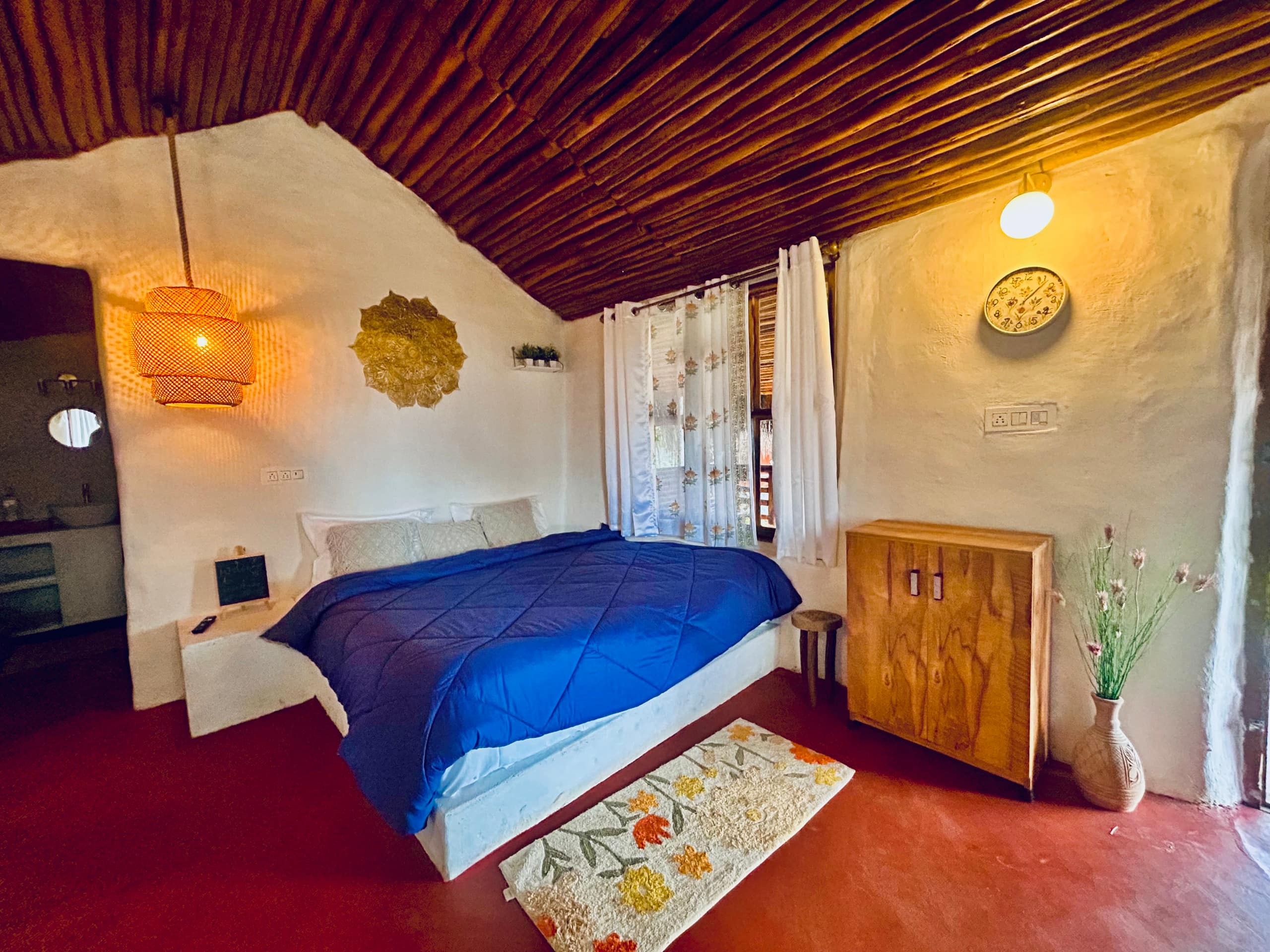 Rustic Mudhouse in Kanthalloor by KanavLiving 11