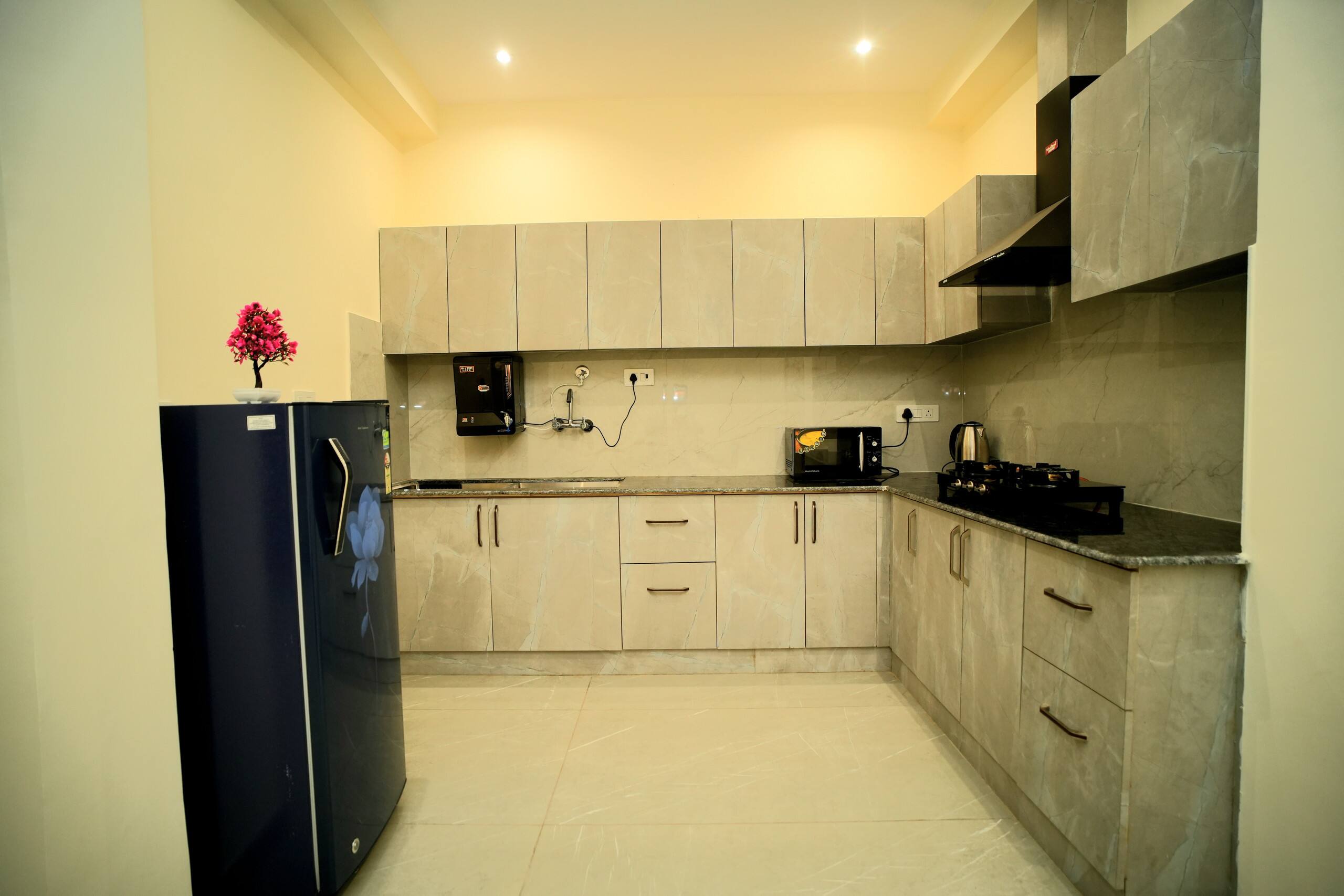 Kasauli Mountain View•180° Views |AC •Parking•Lift 18