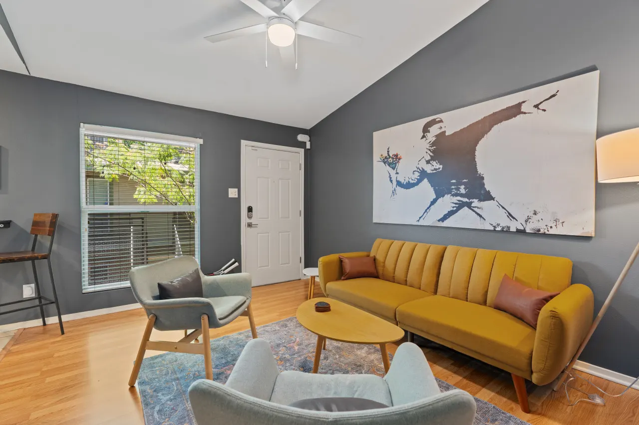 Banksy Bungalow in Zilker, Pickleball, Close to Downtown — photo 4