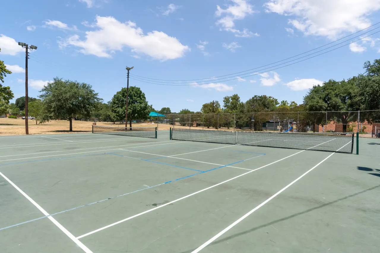 Banksy Bungalow in Zilker, Pickleball, Close to Downtown — photo 5