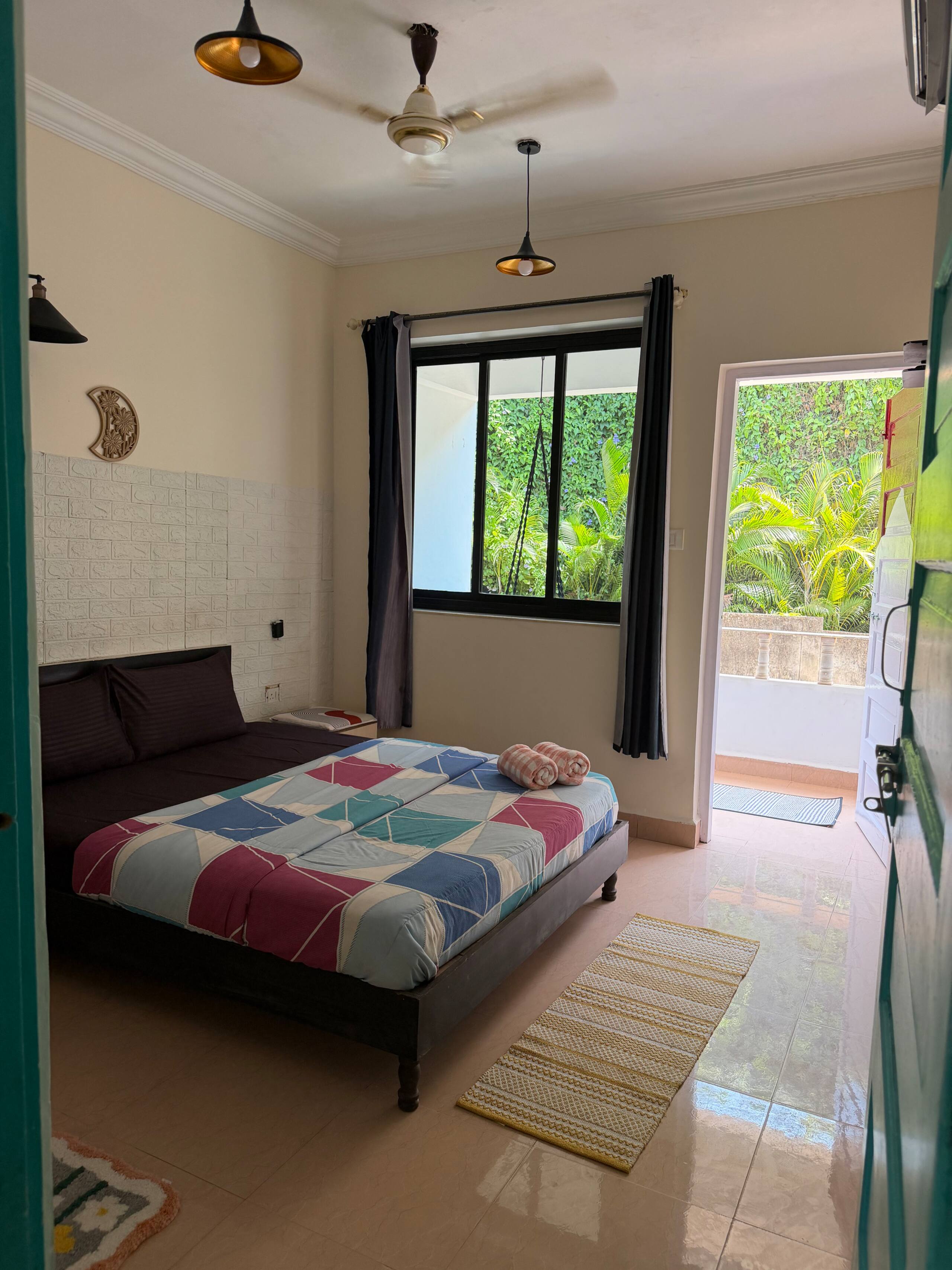 The Boho Bay Group Escape @theavarastays 8