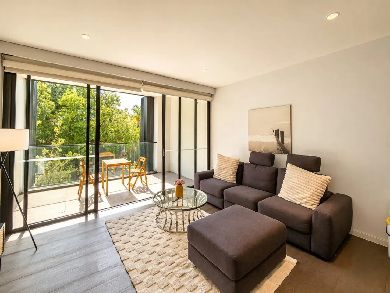 Stylish 2BR Apartment in Double Bay with Parking 16