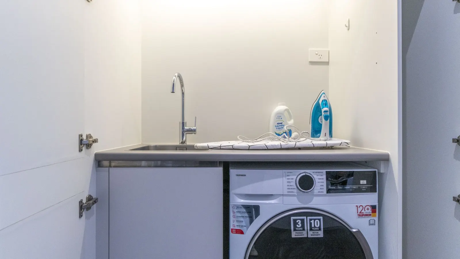 Stylish 2BR Apartment in Double Bay with Parking — photo 5