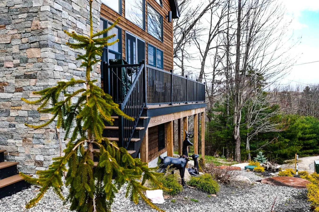 Trailside Chalet at Pleasant Mt 13