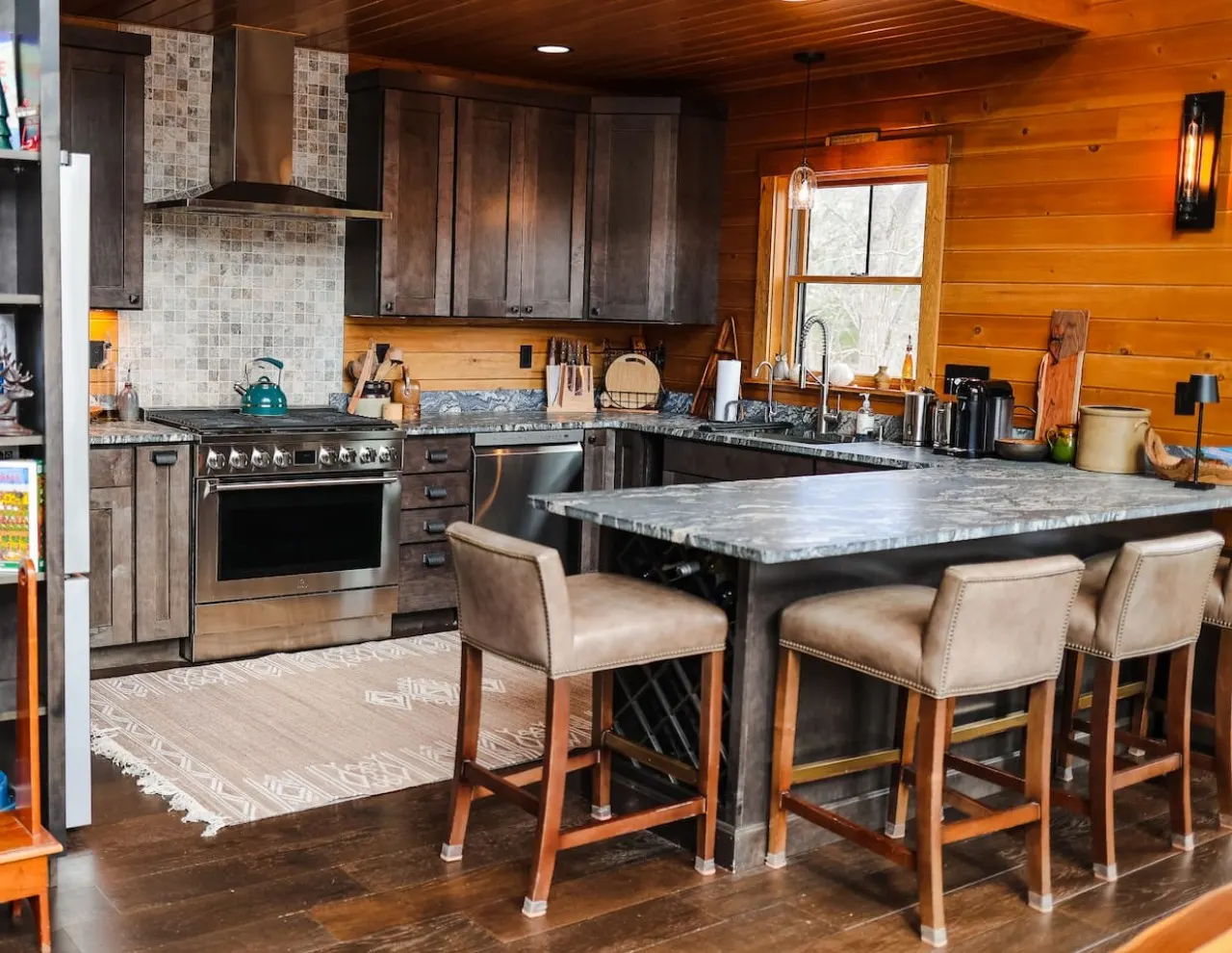 Trailside Chalet at Pleasant Mt 19