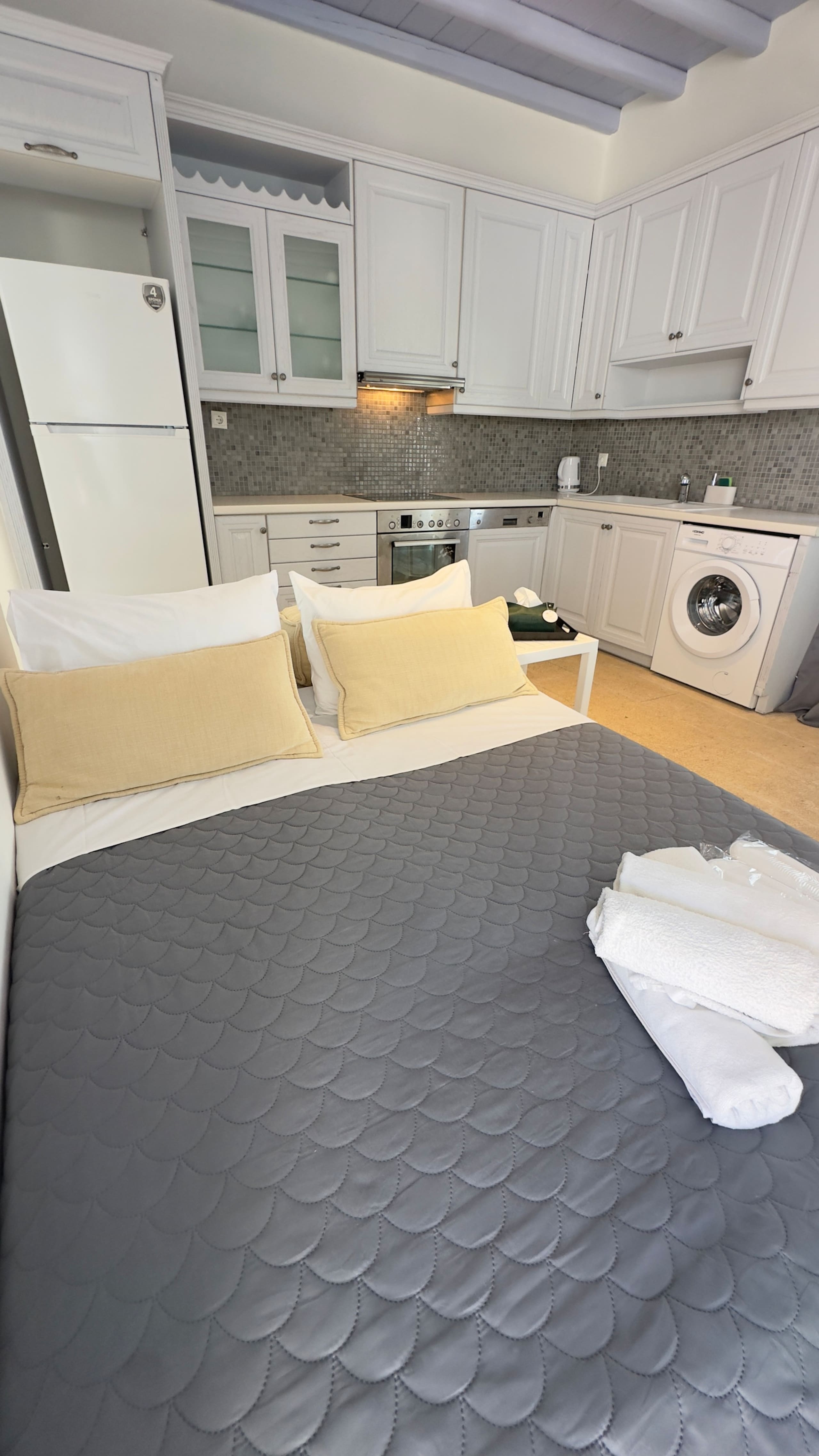 Venus suite 19