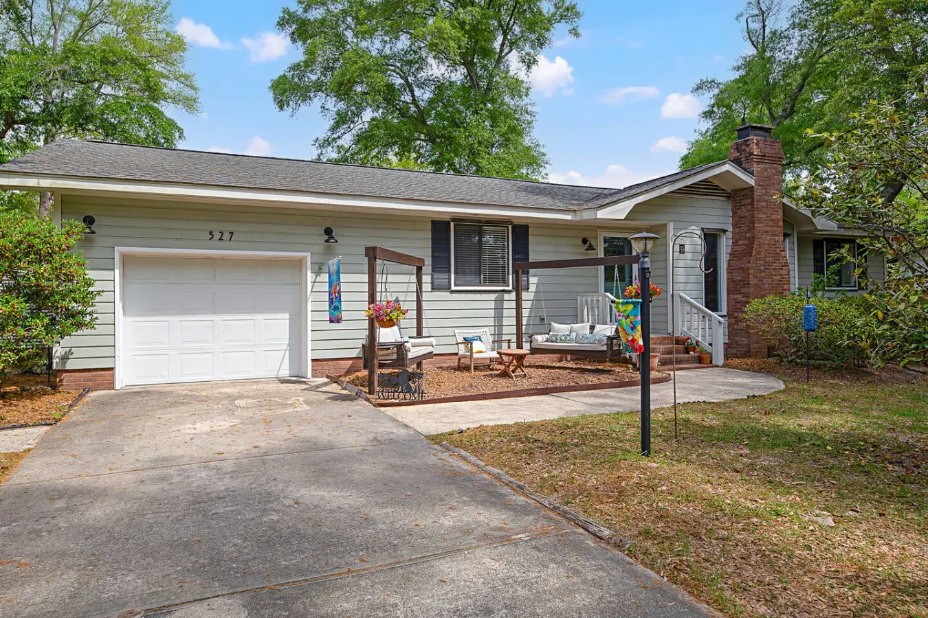 Family Beach House: 3 BR - - Dogs Welcome Tranquil Turtle — photo 2