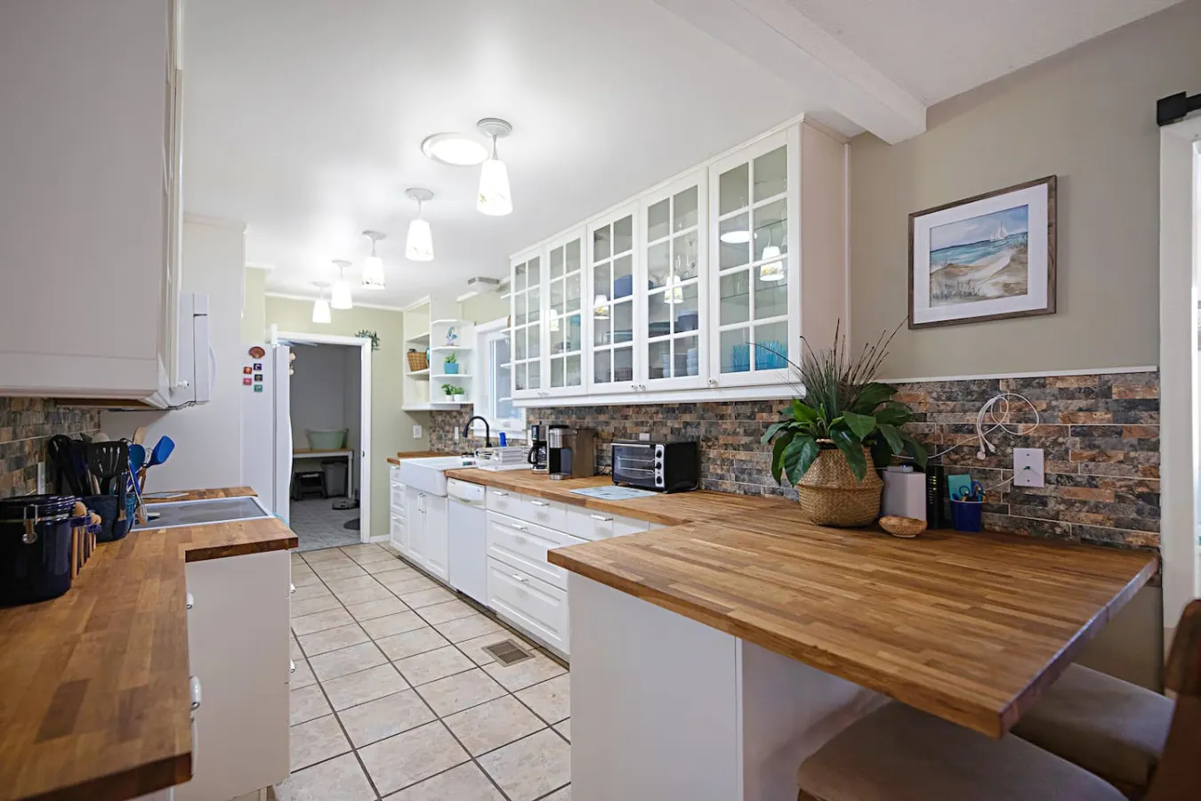 Family Beach House: 3 BR - - Dogs Welcome Tranquil Turtle — photo 5