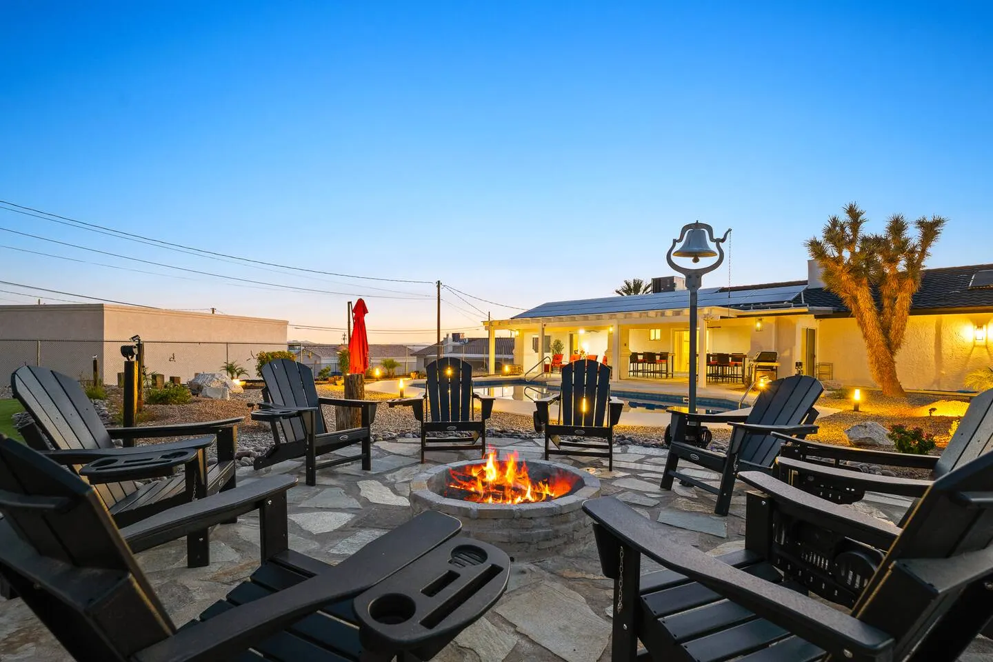 Arcade | Pool | Putt-Putt | Firepit | Sleeps 12 — photo 3