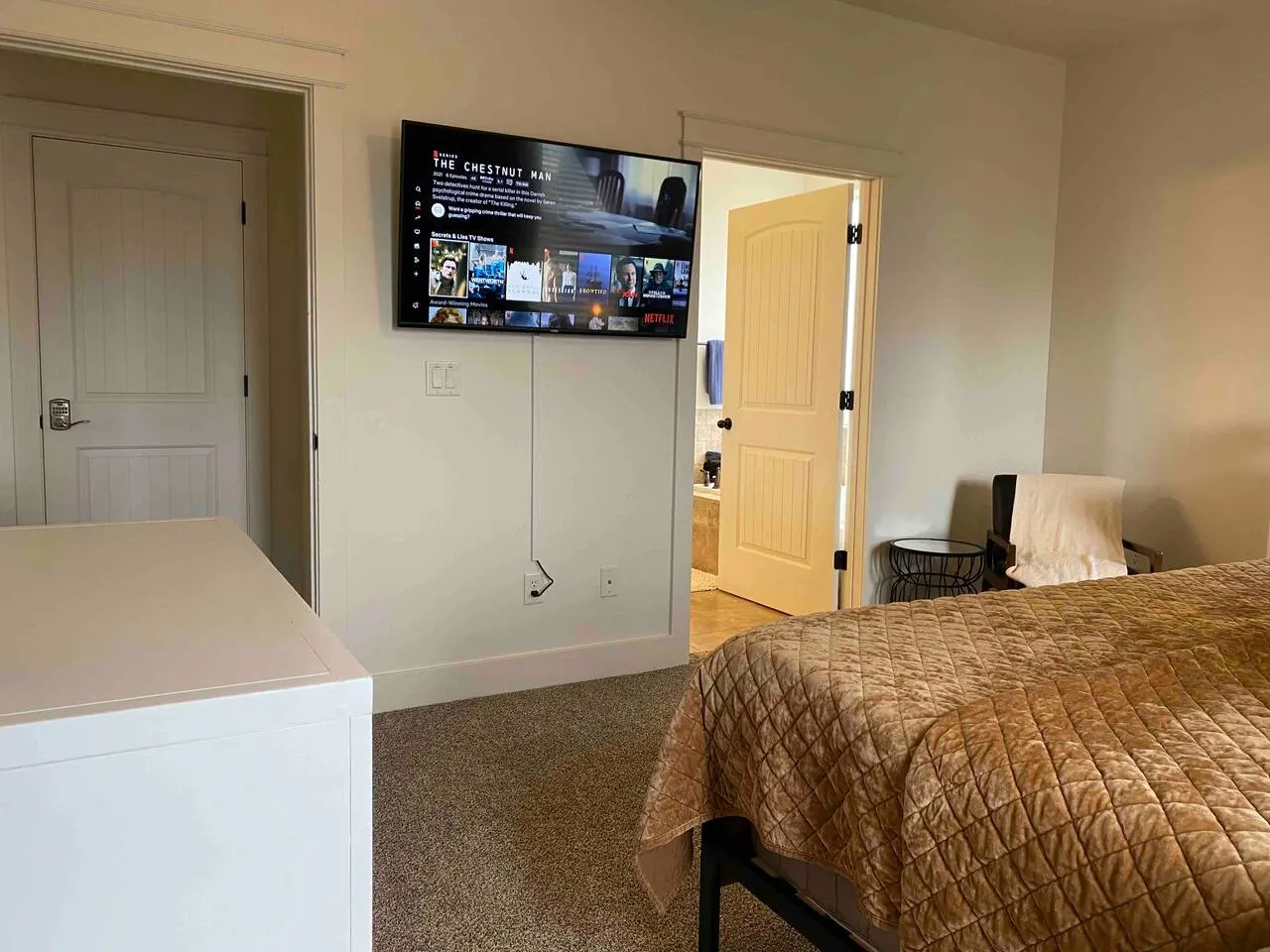 Sunterra Home King Suite Fenced Yard Garage 18