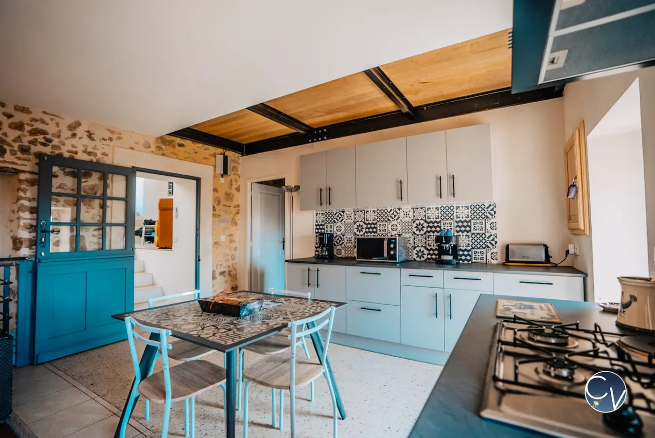 Agréable maison en pierre climatisée avec terrasse