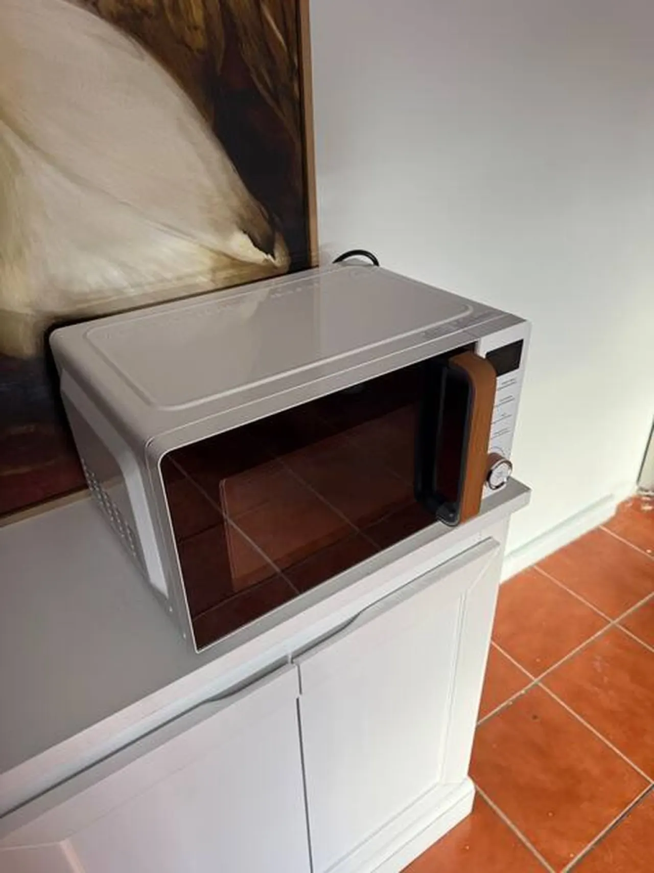 Chiara’s 1BR Brighton Gem with Pool and King Bed 19