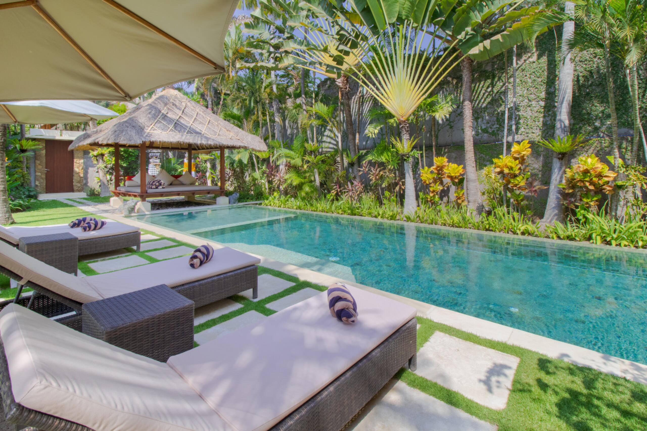 Super Spacious, 6 Bed, Chef, Daily B'Fast, 12 pax — photo 2