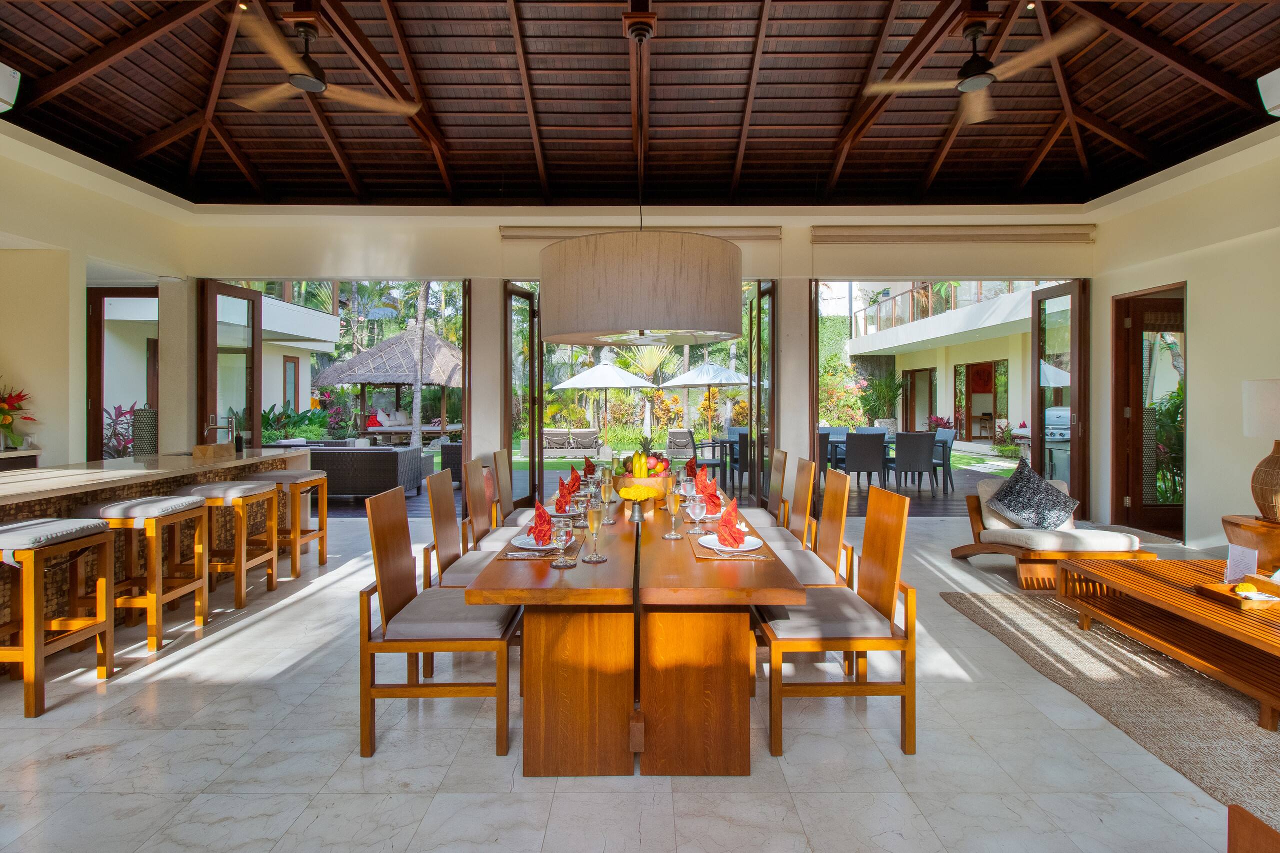 Super Spacious, 6 Bed, Chef, Daily B'Fast, 12 pax 26
